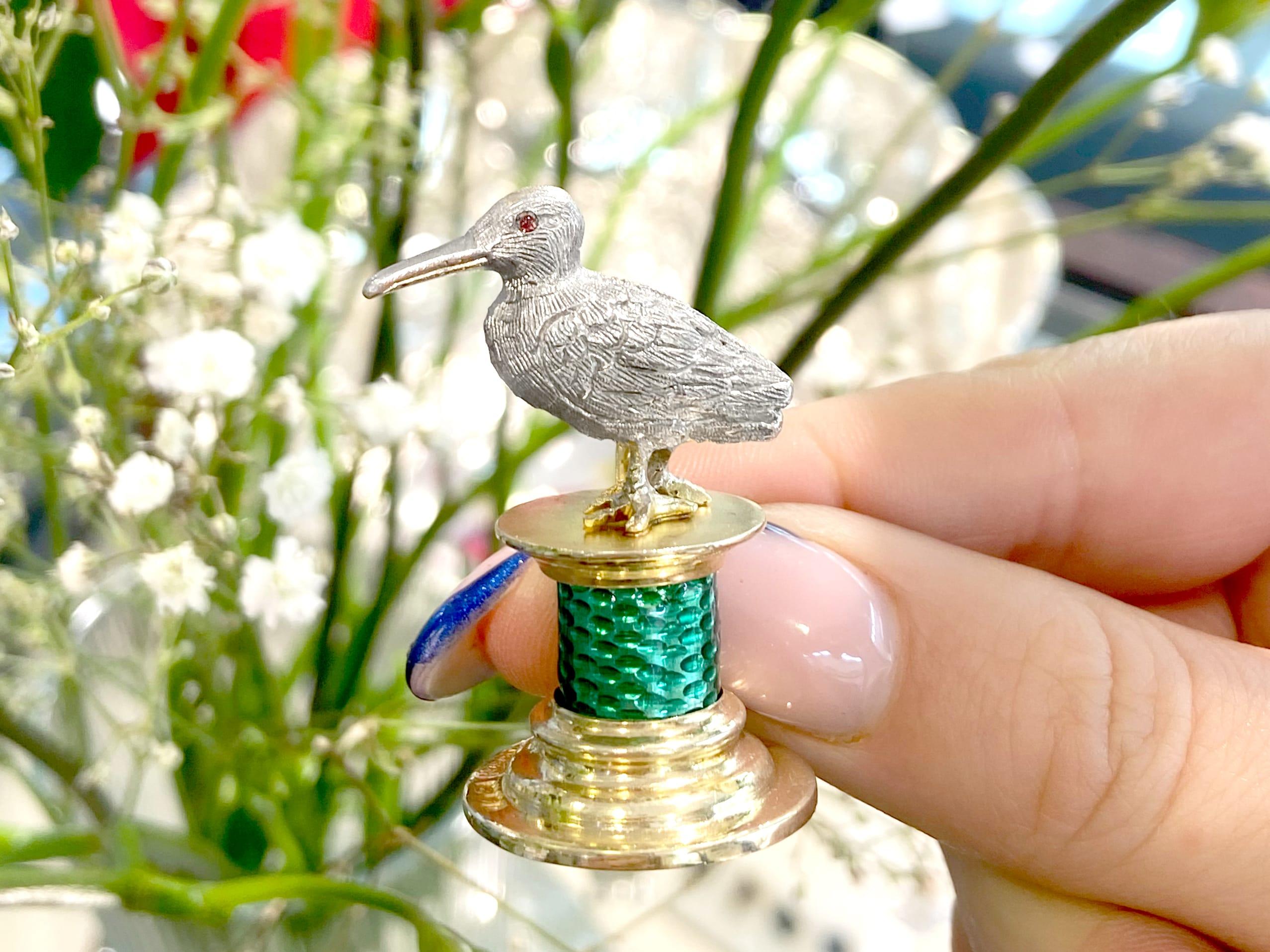 Early 20th Century Antique Edwardian Enamel and Sterling Silver Bird Menu / Card Holders (1909) For Sale