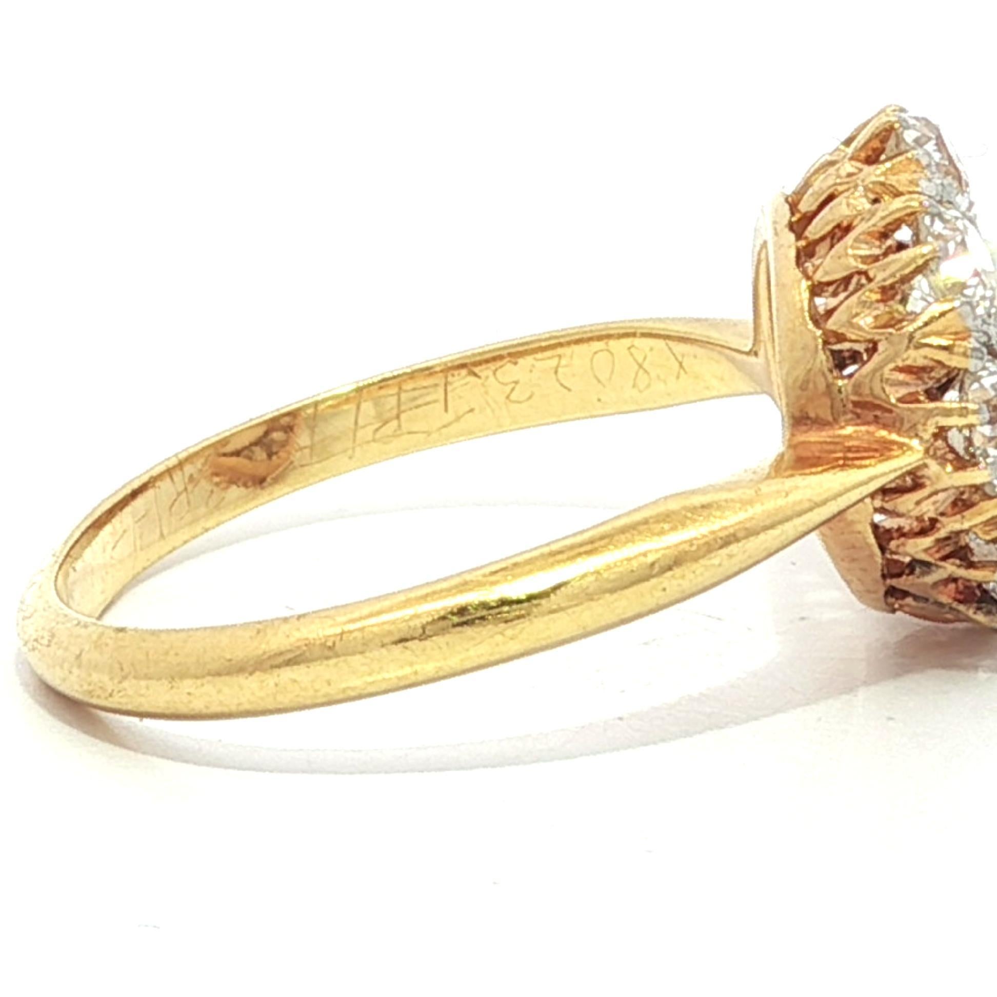 Antico anello inglese edoardiano in oro 18k e platino con opale antico e diamanti a grappolo in vendita 2