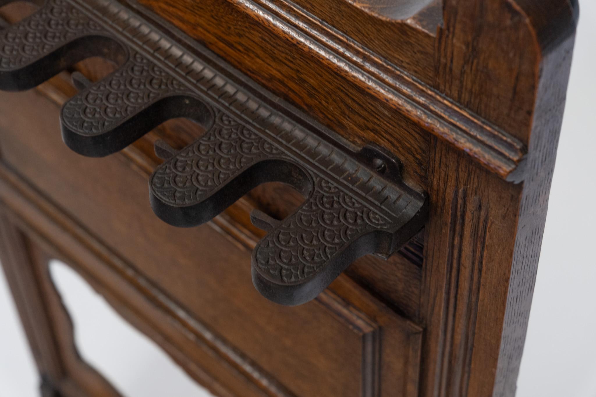 Ancien support de queue de billard en chêne anglais de l'époque édouardienne Bon état - En vente à Norwich, GB