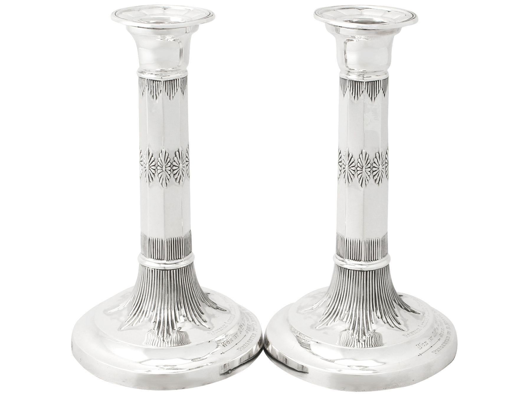 Antique Edwardian English Sterling Silver Candlesticks In Excellent Condition For Sale In Jesmond, Newcastle Upon Tyne