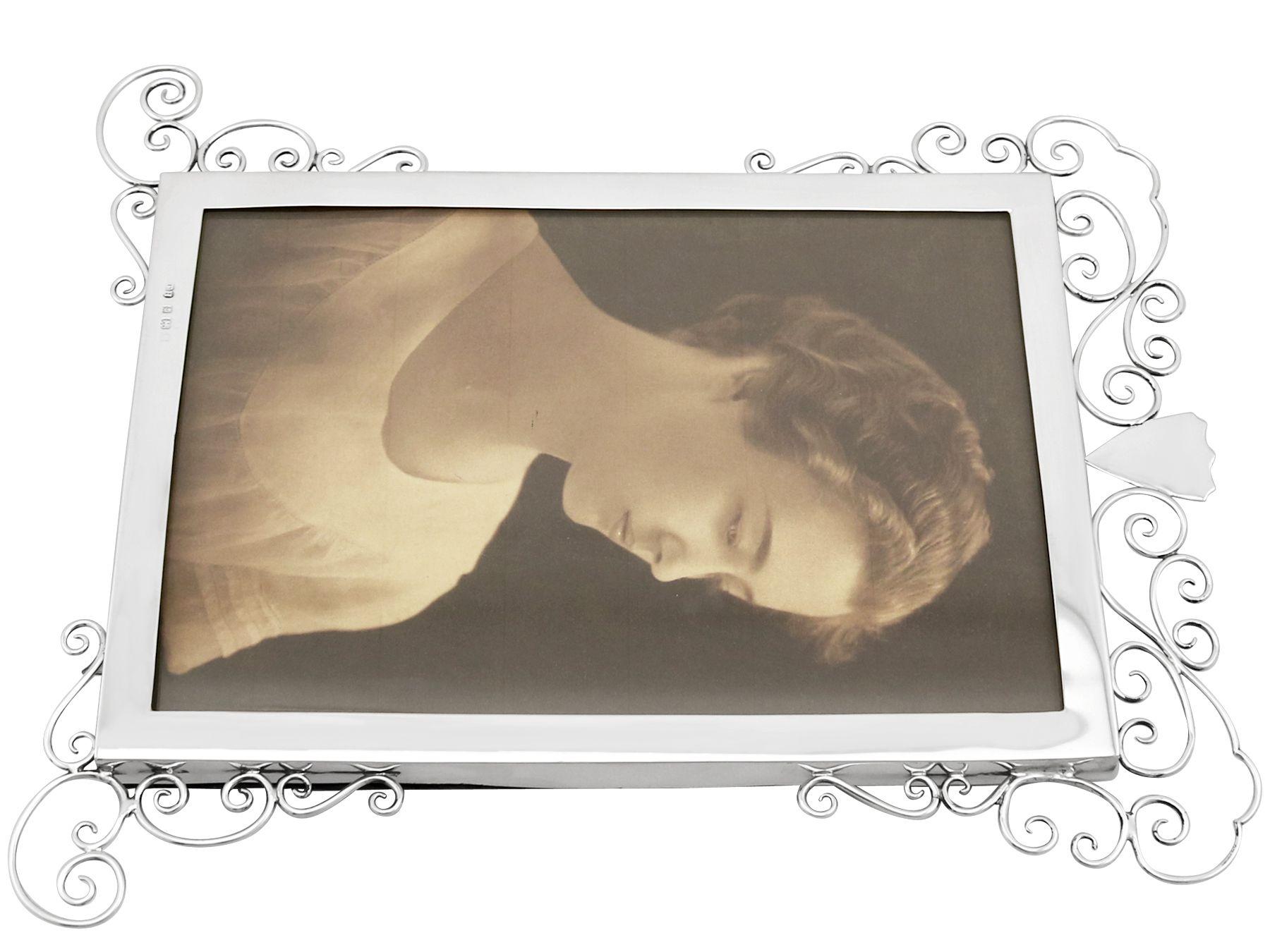 Antique Edwardian English Sterling Silver Photograph Frame, 1903 For Sale 2