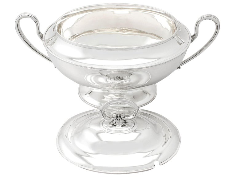 Early 20th Century Antique 1902 Edwardian English Sterling Silver Soup Tureen For Sale