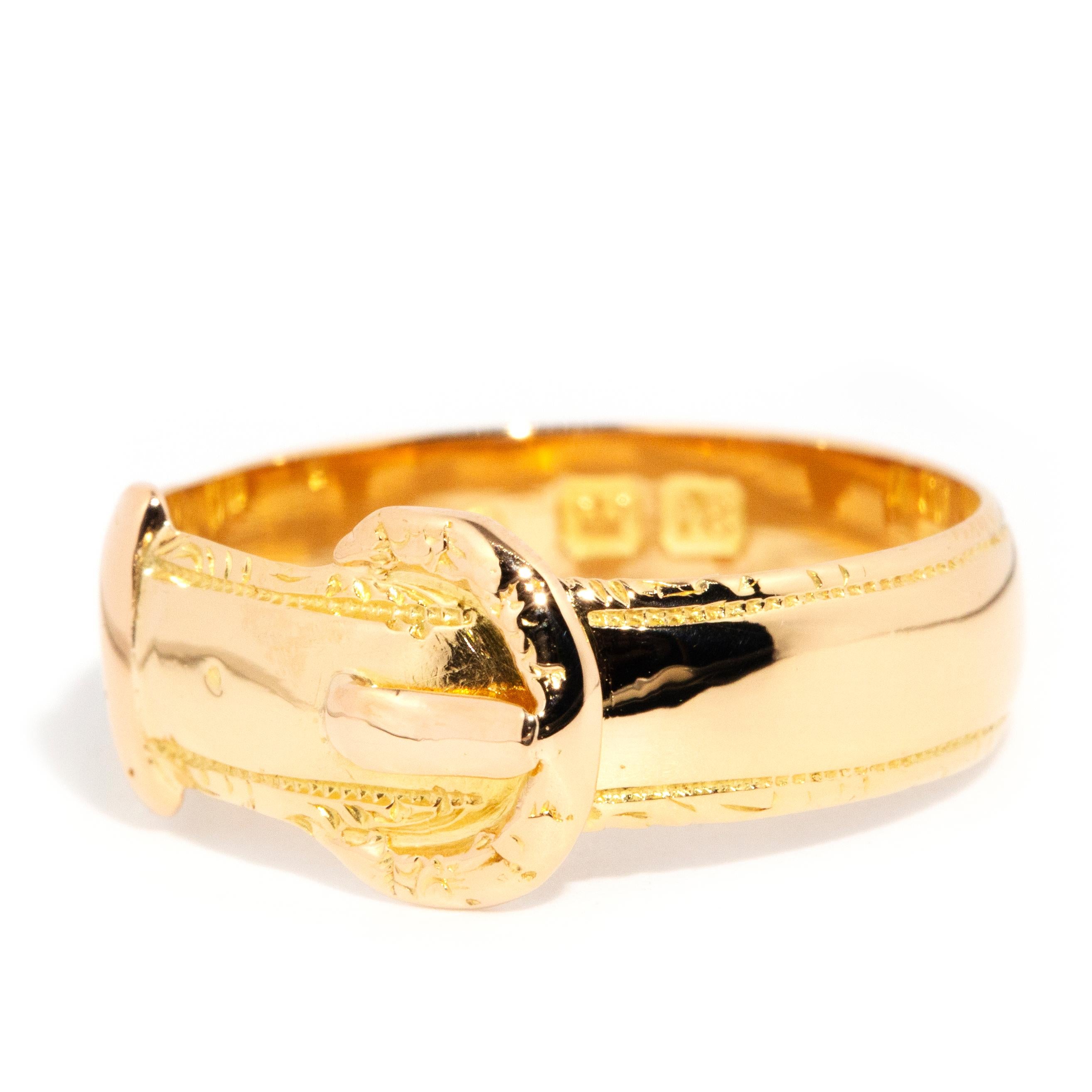 Antique Edwardian Era Engraved Belt and Buckle Band Ring in 18 Carat Yellow Gold In Good Condition For Sale In Hamilton, AU