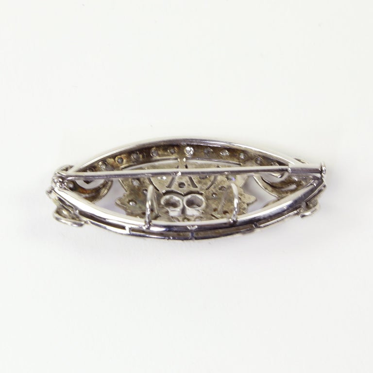 Antique Edwardian Diamond Platinum Pendant Brooch Pin Estate Fine Jewelry In Excellent Condition For Sale In Montreal, QC