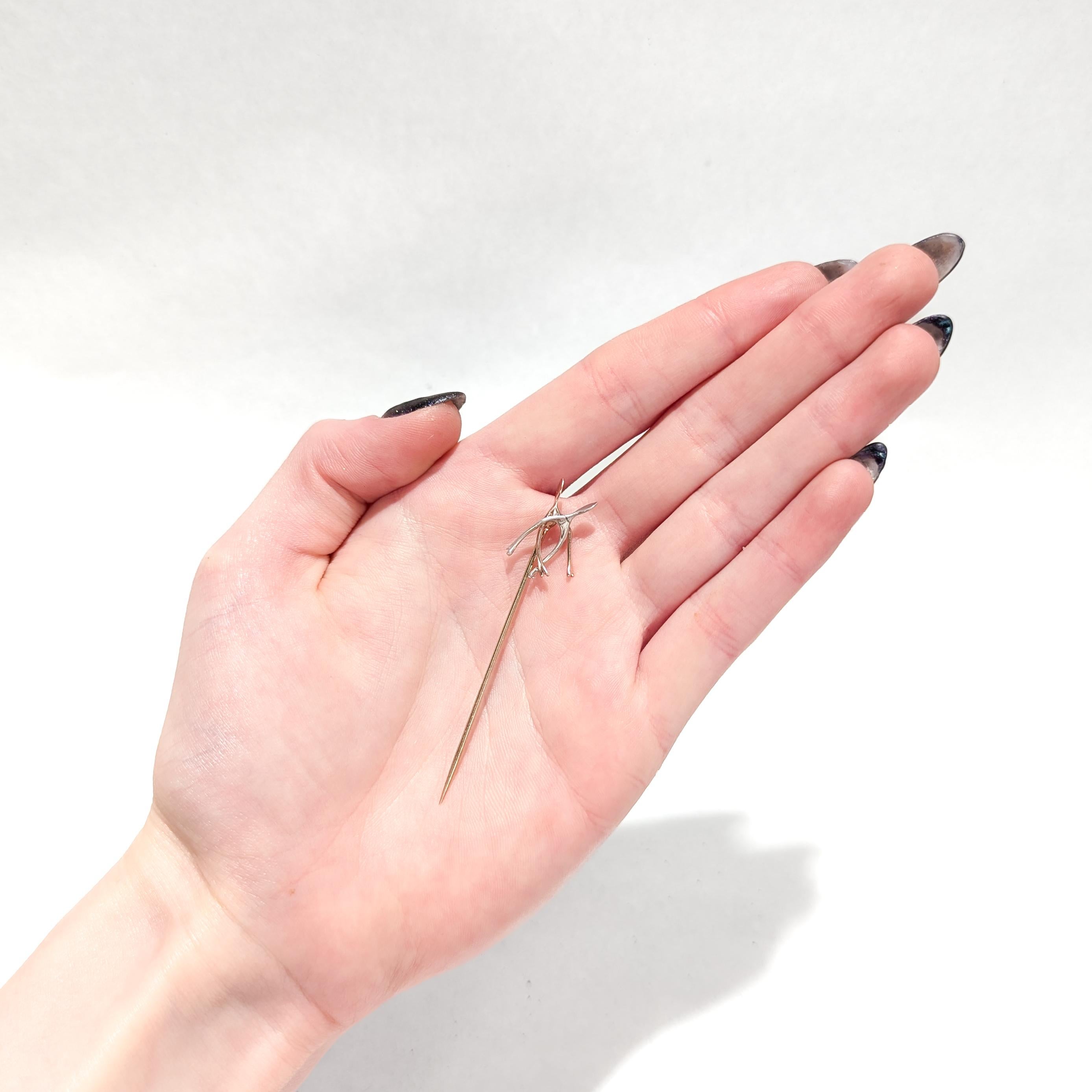 Antique Edwardian Figural Platinum & 14k Gold Wishbones Stickpin In Good Condition For Sale In Philadelphia, PA