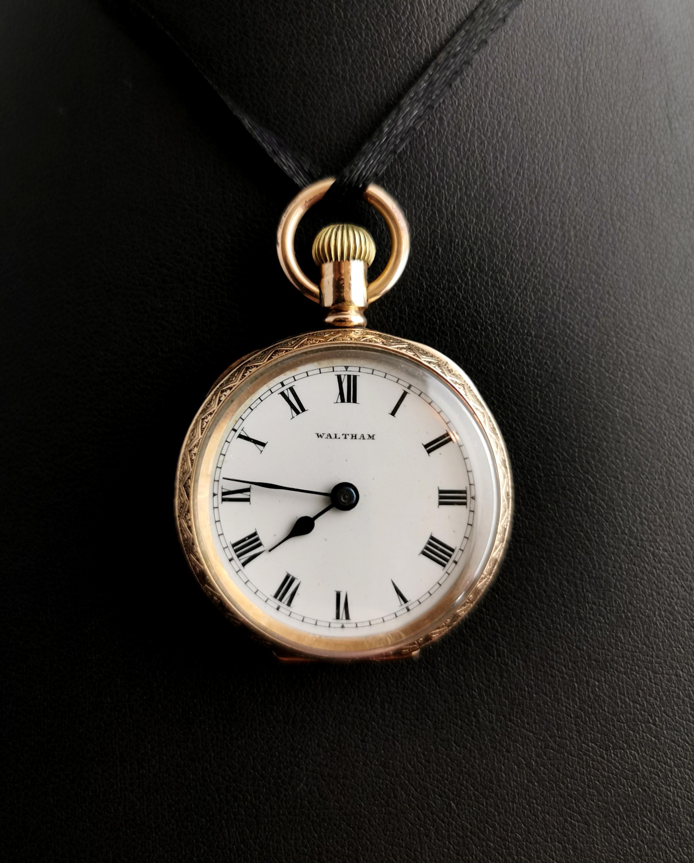 An attractive antique, Edwardian era gold plated fob watch or pocket watch.

It is a smaller size usually created for a lady, it has an American Waltham movement with a serial number dating it to the mid 1900s.

It is cased in an attractive yellow