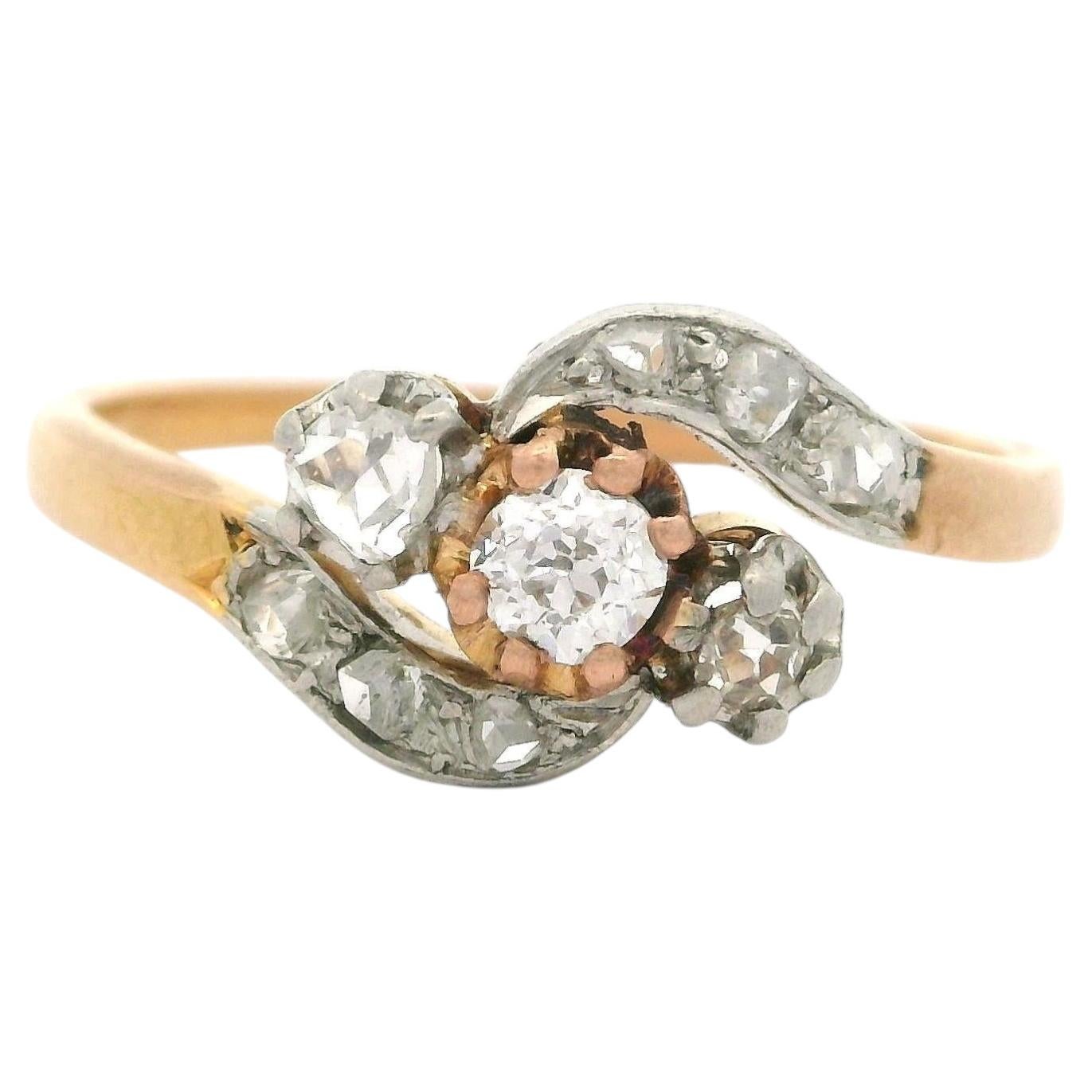 Antique Edwardian French 18k Gold & Platin 0,25ctw Diamond Dainty Bypass Ring im Angebot