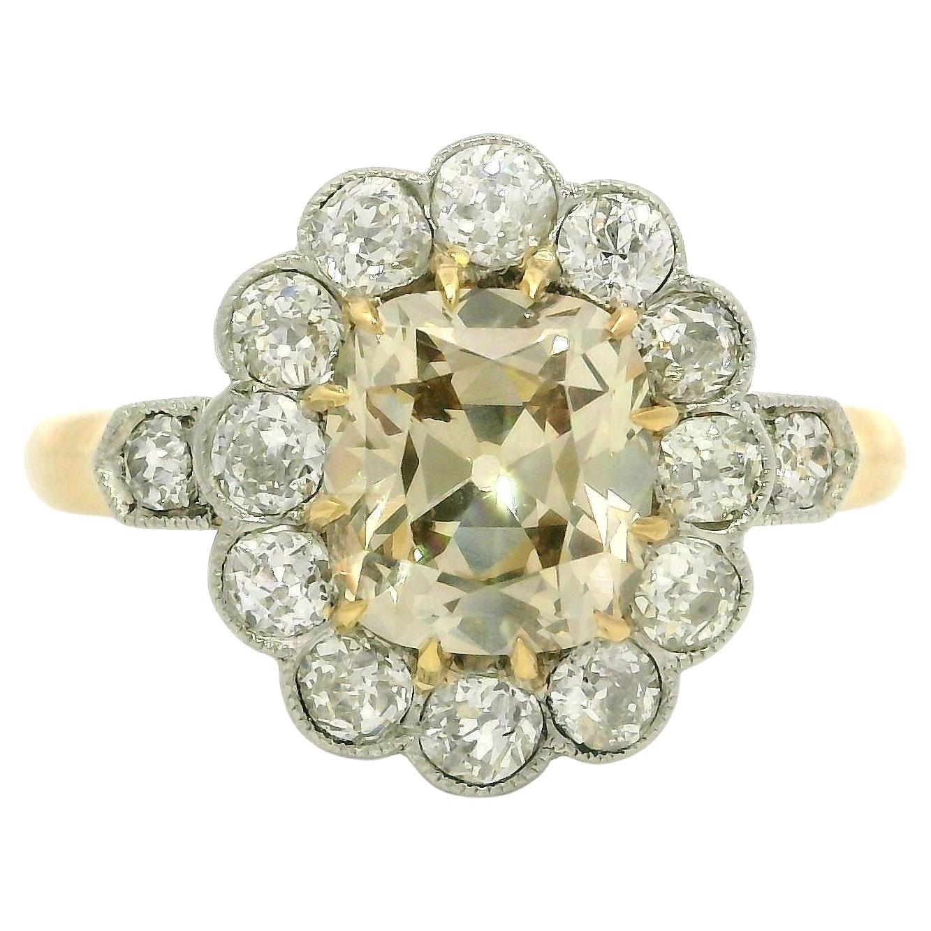 Antique French, oro 18k, platino, GIA, anello con diamanti di colore fantasia da 2,77 ct. in vendita