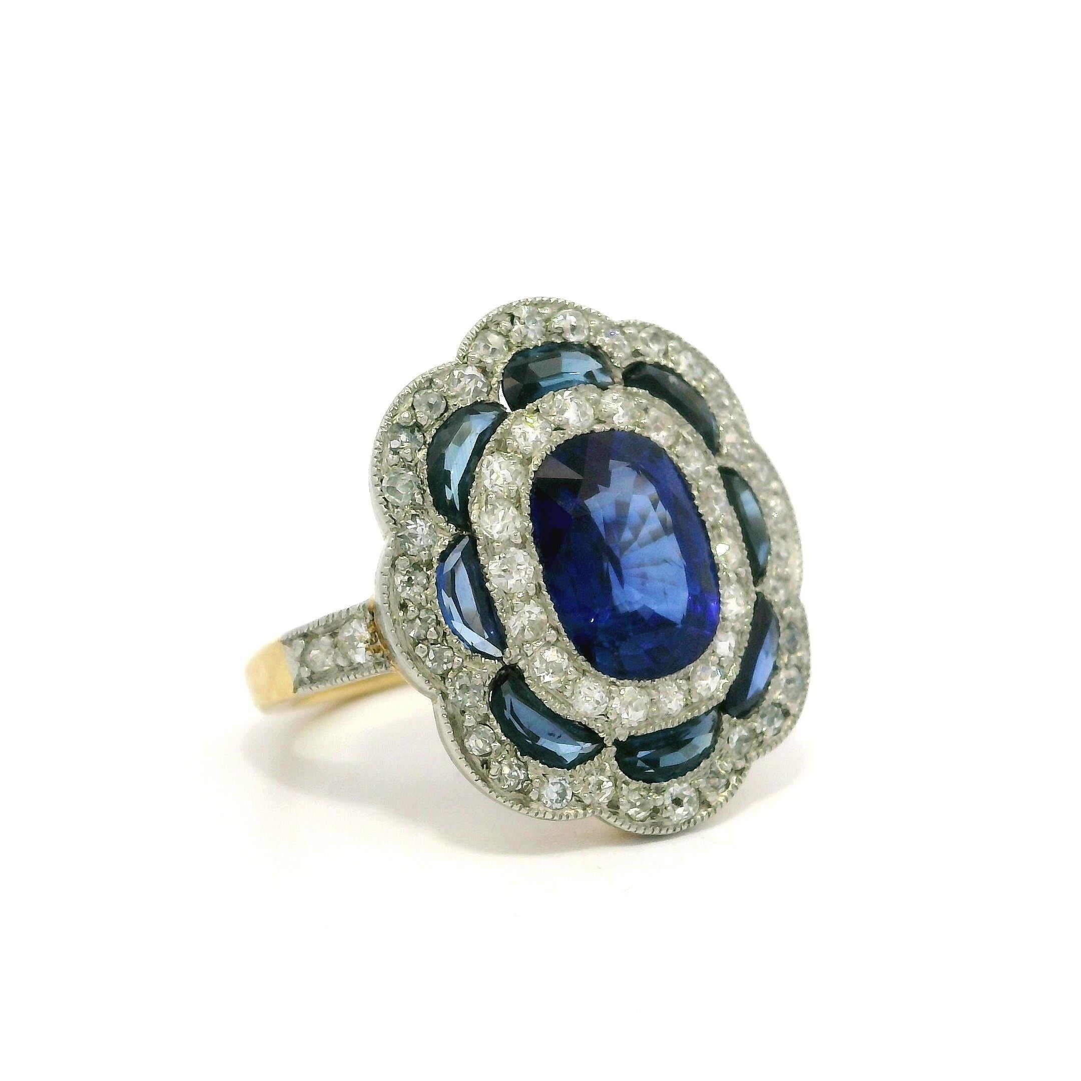 --Pierre(s) :...
(1) Saphir véritable naturel - taille coussin - monture Milgrain - couleur bleu royal - chauffé - Sri Lanka - 2.0ct (approx.)
** Voir les détails de la certification ci-dessous pour des informations complètes
(8) Saphirs véritables