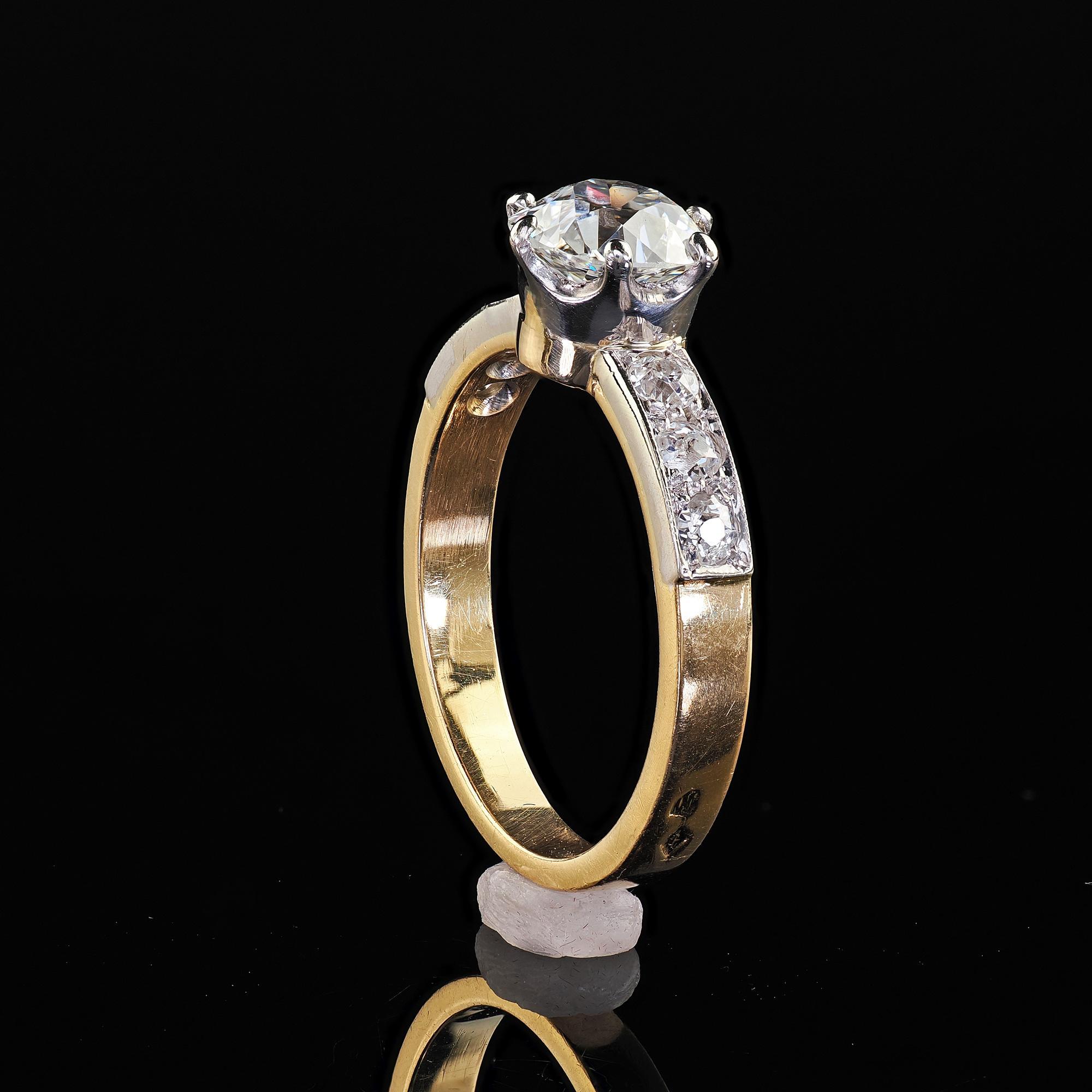 Anillo de compromiso de diamantes en oro amarillo de 18 quilates de la época eduardiana - GIA en venta 1