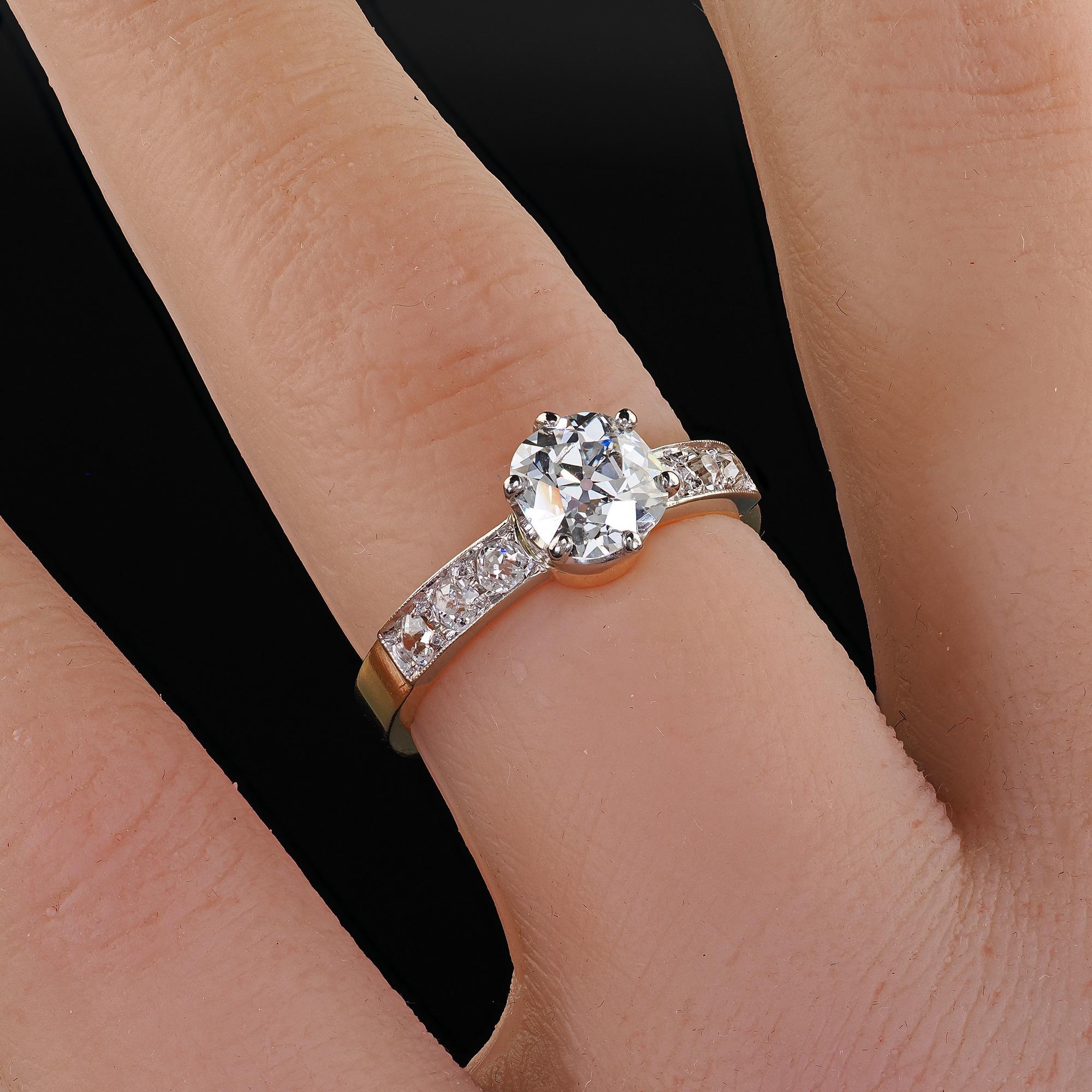 Anillo de compromiso de diamantes en oro amarillo de 18 quilates de la época eduardiana - GIA en venta 2
