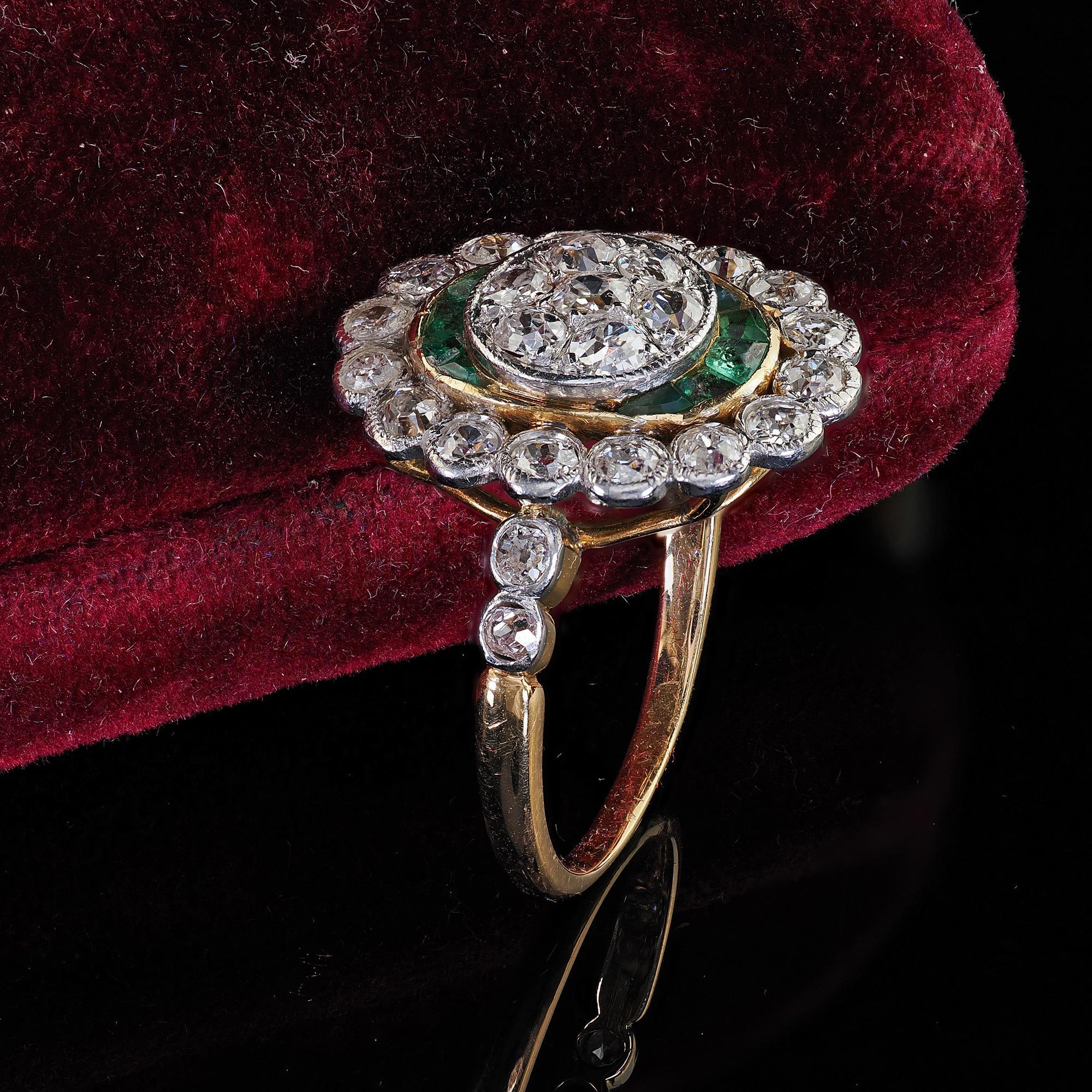Old Mine Cut Antique Edwardian French 18K Yellow Gold Platinum Diamond and Emerald Ring For Sale