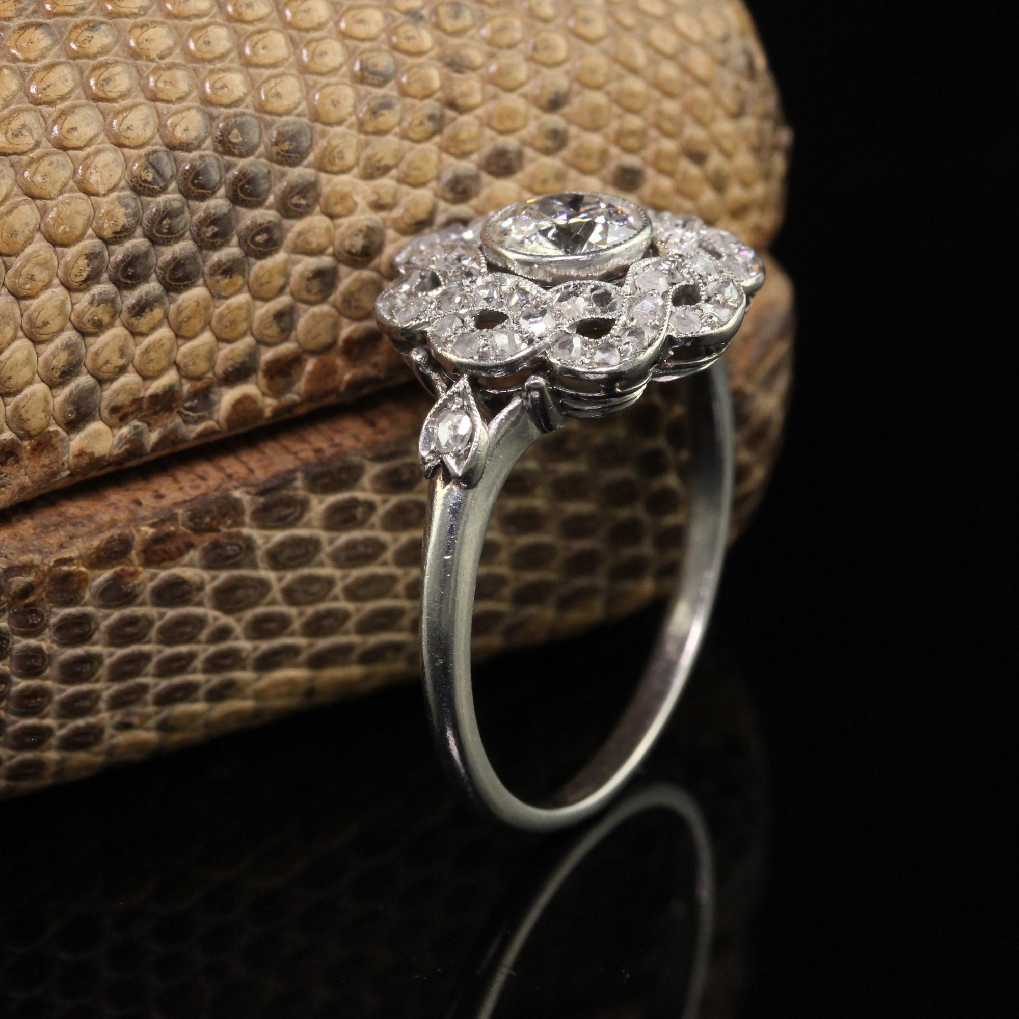Édouardien Bague de fiançailles française ancienne de style édouardien en platine avec diamants européens anciens en vente