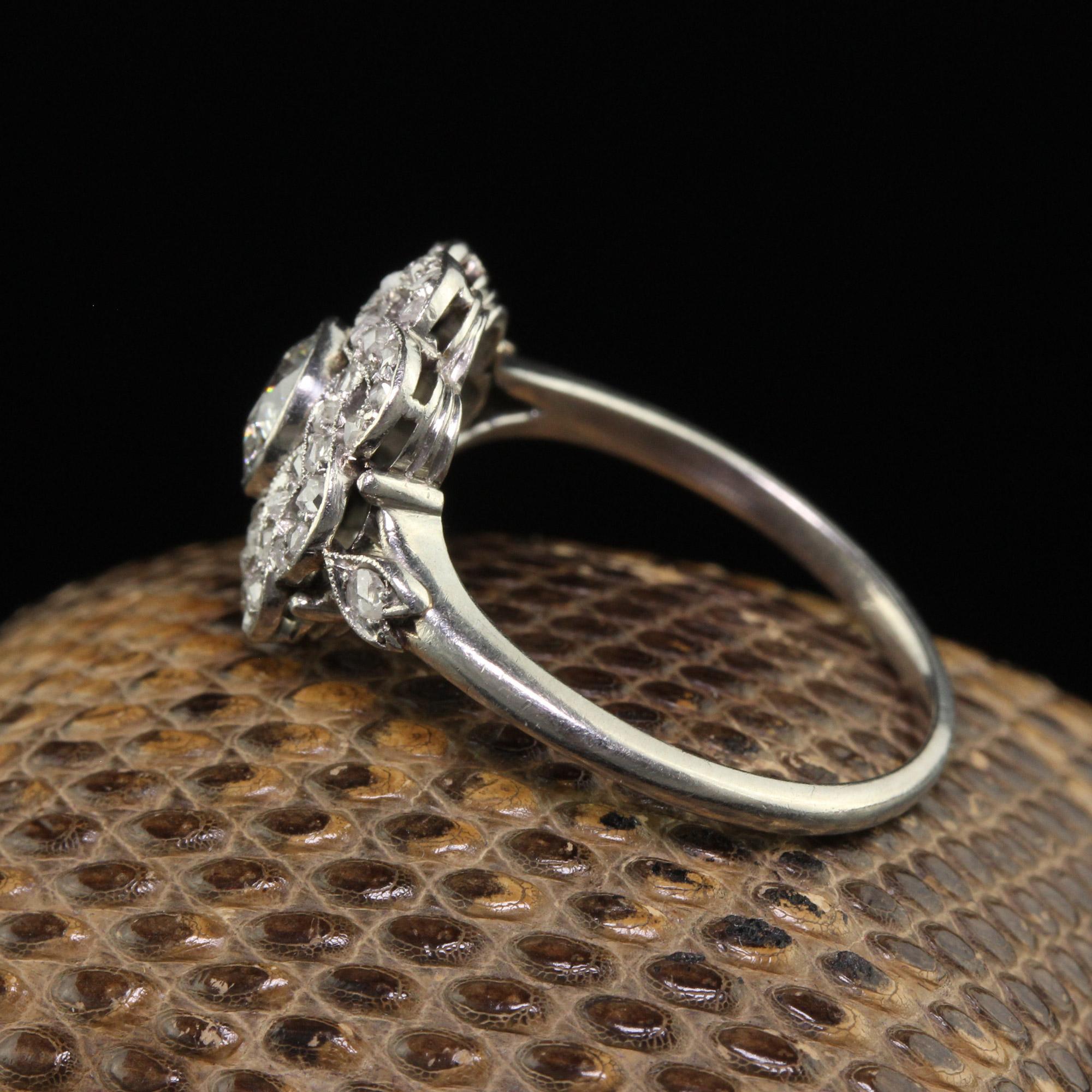 Bague de fiançailles française ancienne de style édouardien en platine avec diamants européens anciens Bon état - En vente à Great Neck, NY