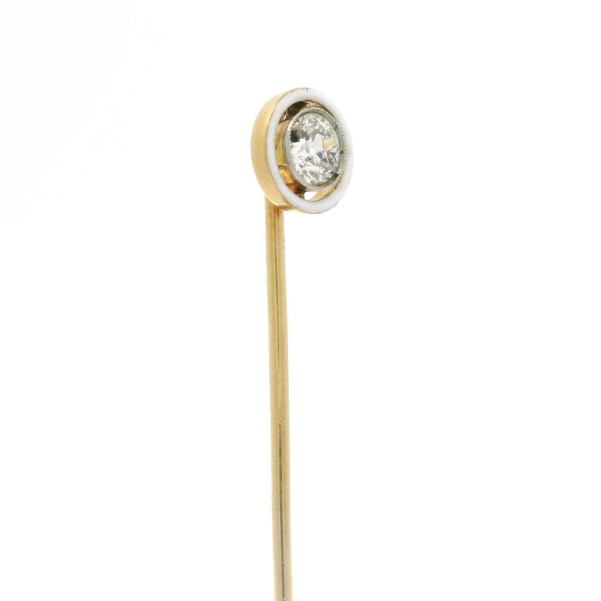 Ancienne épingle à cible en or et platine de l'époque édouardienne, ornée d'un diamant vieilli et émaillée en vente 3