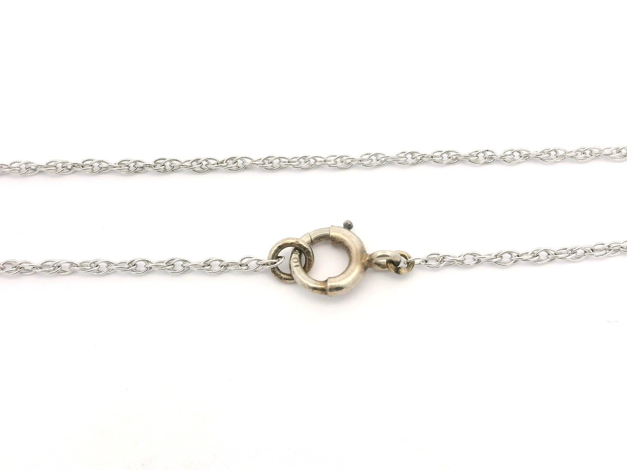 Collier pendentif lavallière édouardien ancien en or et platine avec ruban de diamants Bon état - En vente à Montclair, NJ