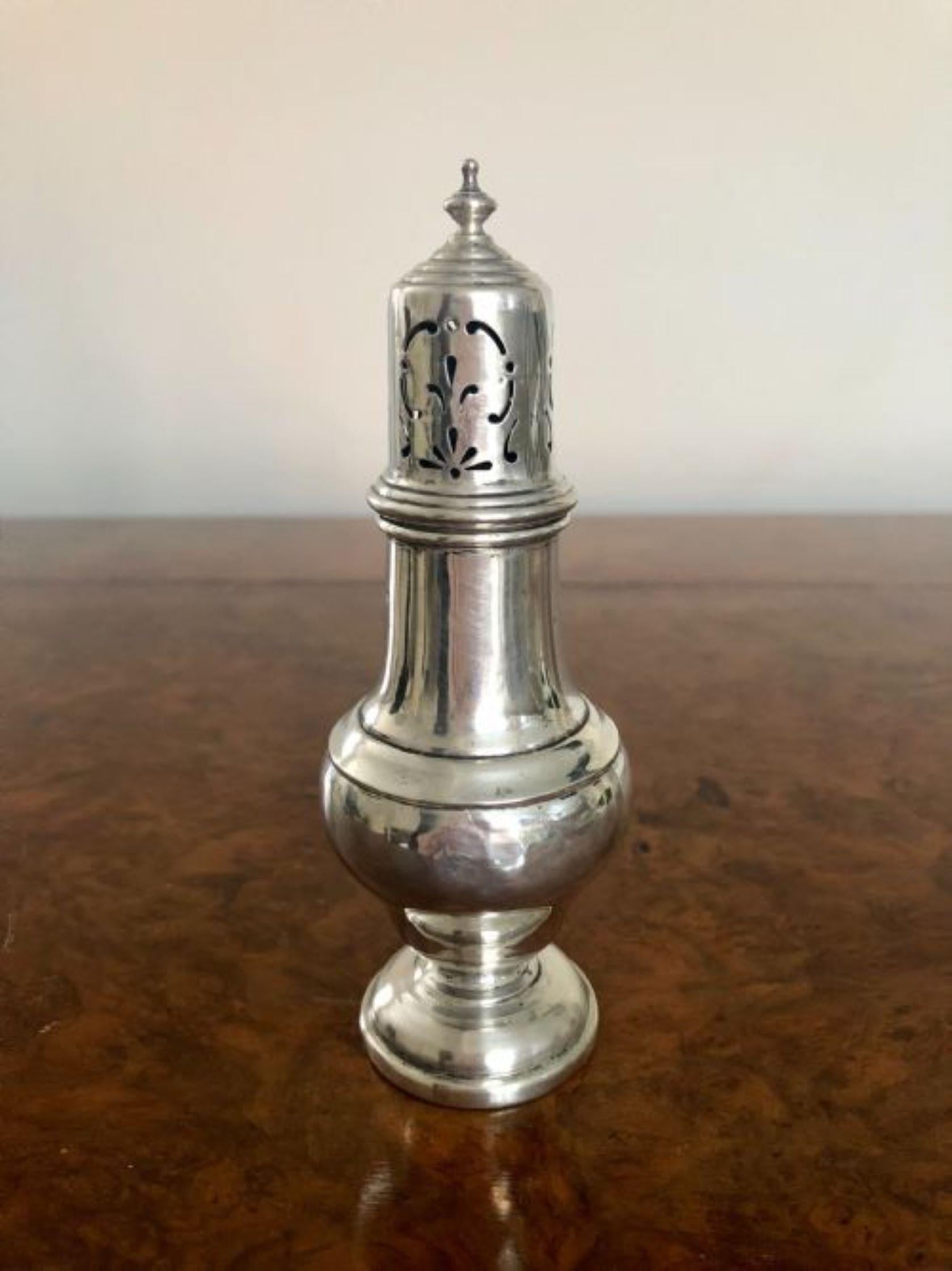 Antique Edwardian Hall Marked Silver Sugar Sifter In Good Condition For Sale In Ipswich, GB
