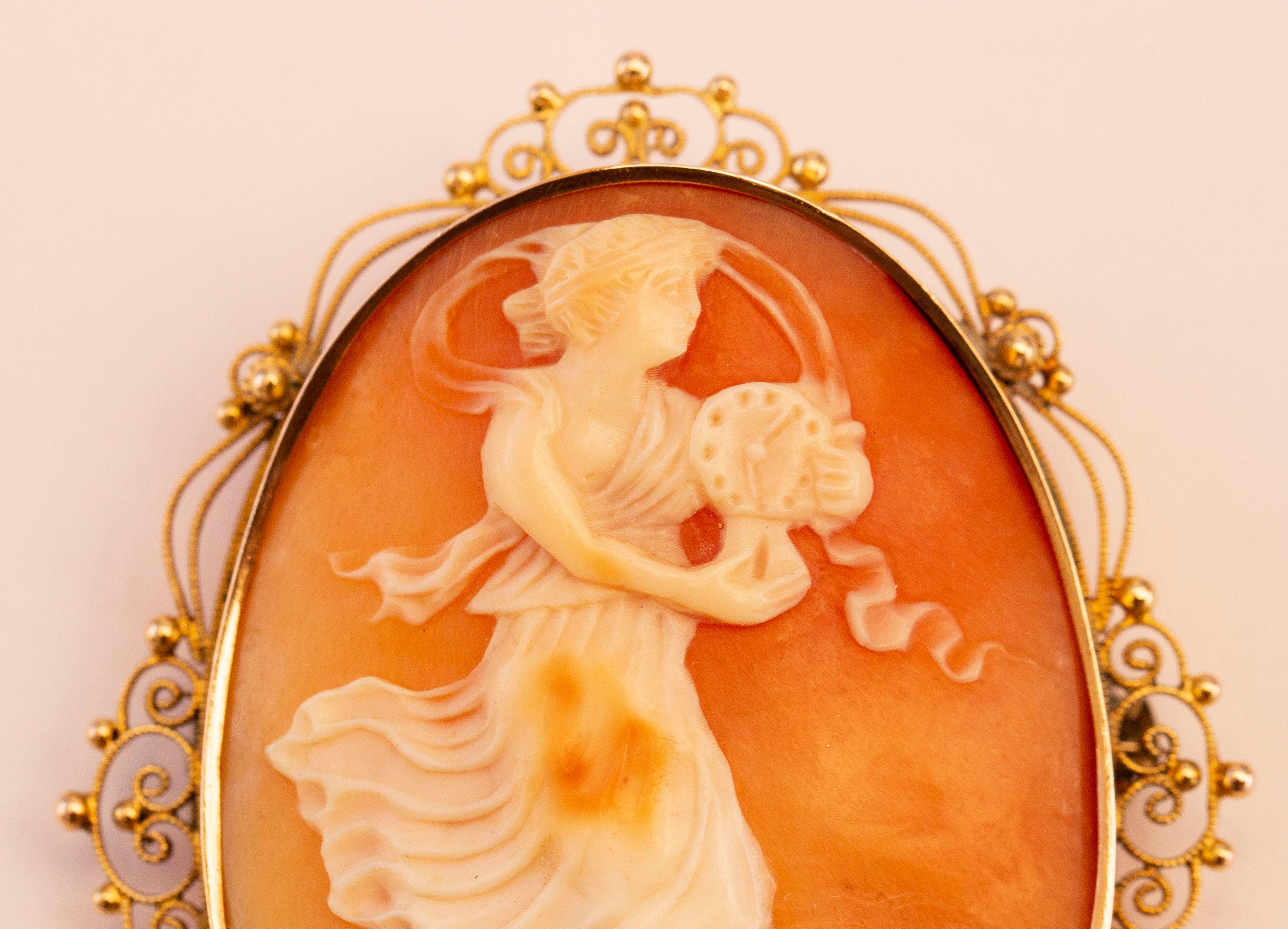 Antique Edwardian Hand Carved Shell Cameo Brooch in 14 Karat Yellow Gold Frame 2