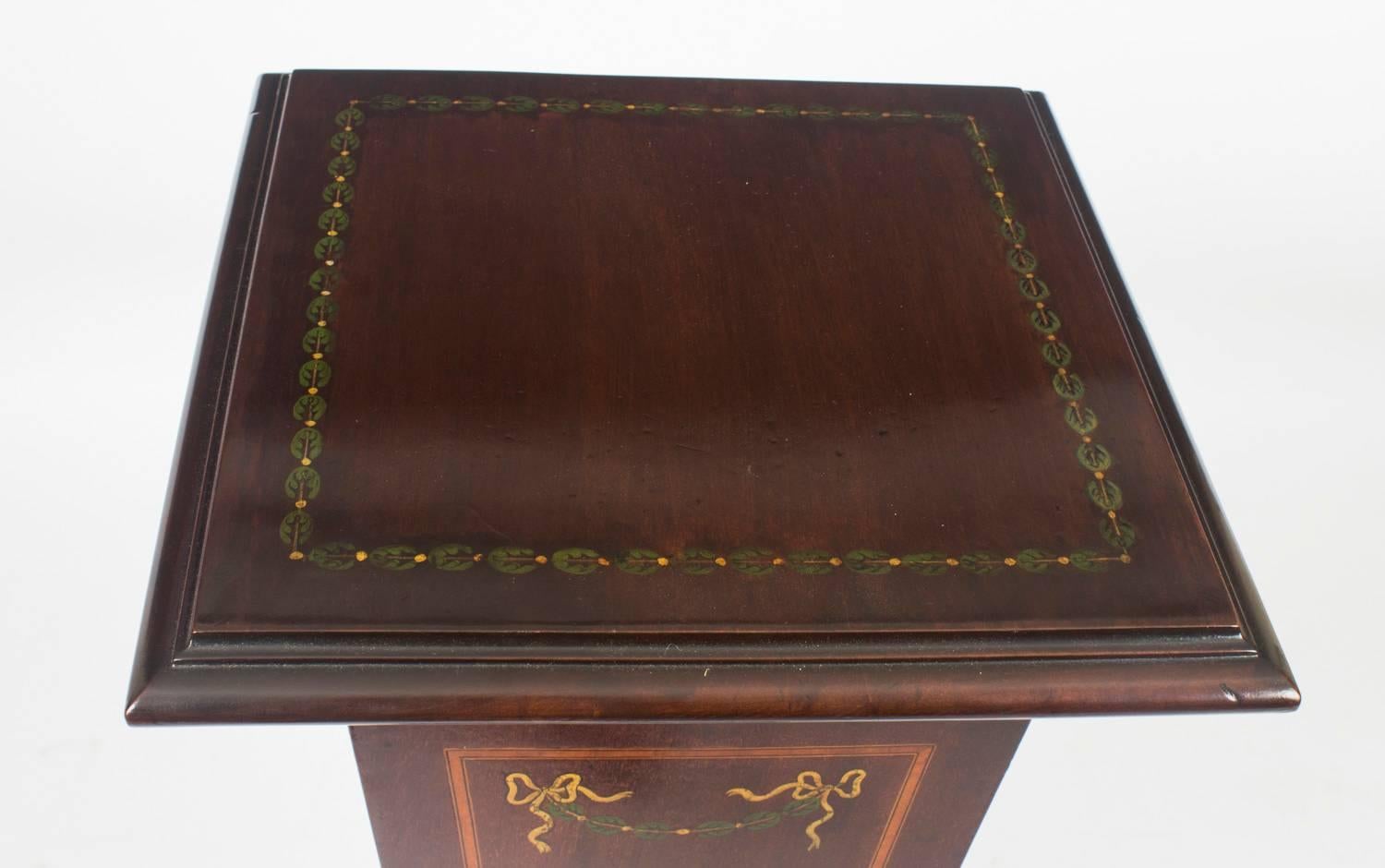 English Antique Edwardian Inlaid and Painted Mahogany Pedestal Stand, 19th Century