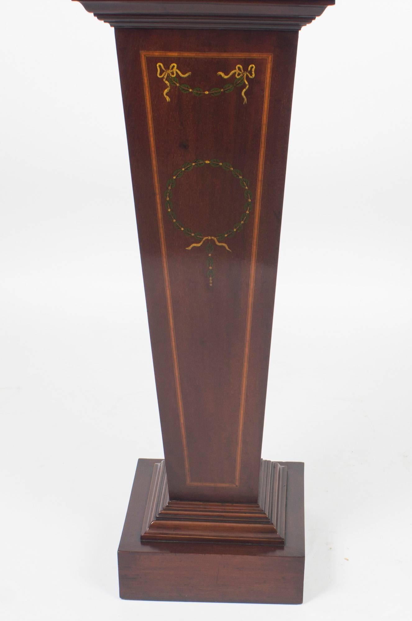 Antique Edwardian Inlaid and Painted Mahogany Pedestal Stand, 19th Century In Excellent Condition In London, GB