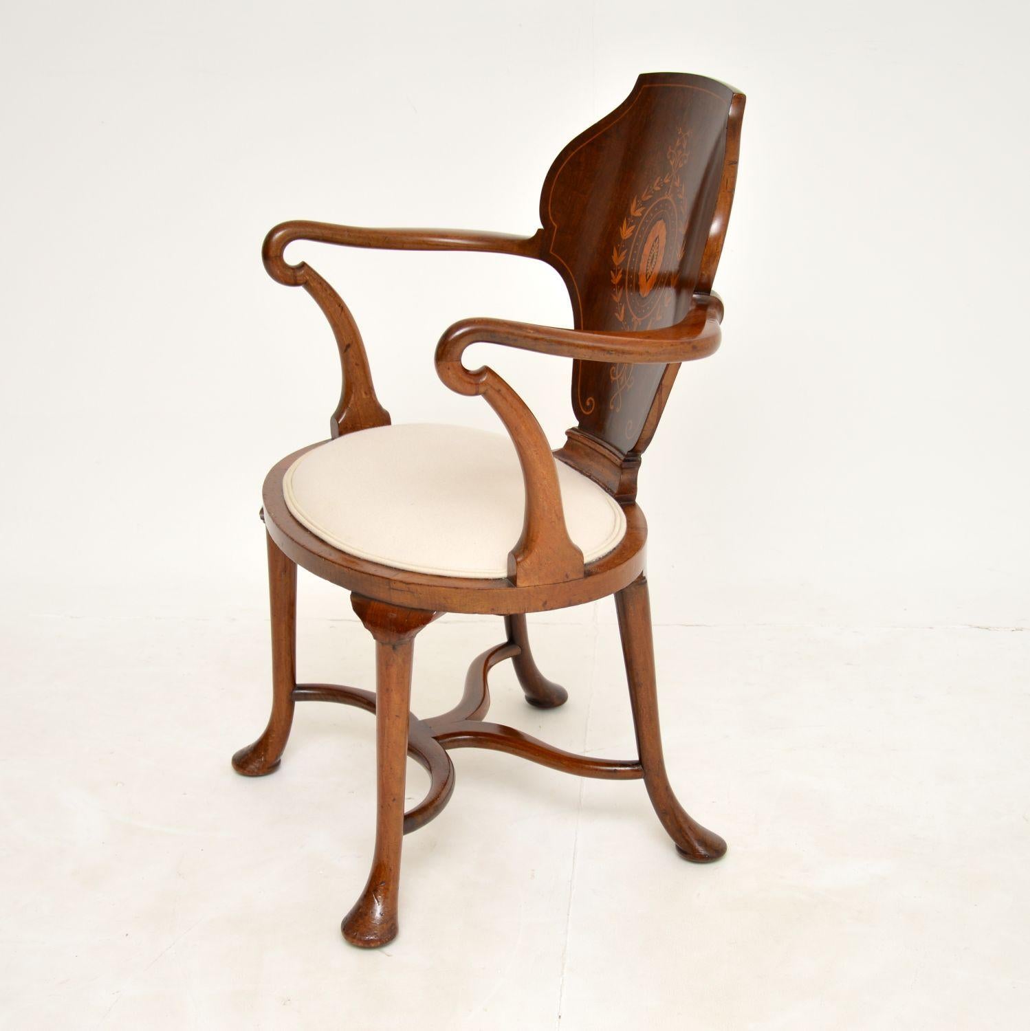 Antiker edwardianischer Sessel mit Intarsien (Englisch) im Angebot
