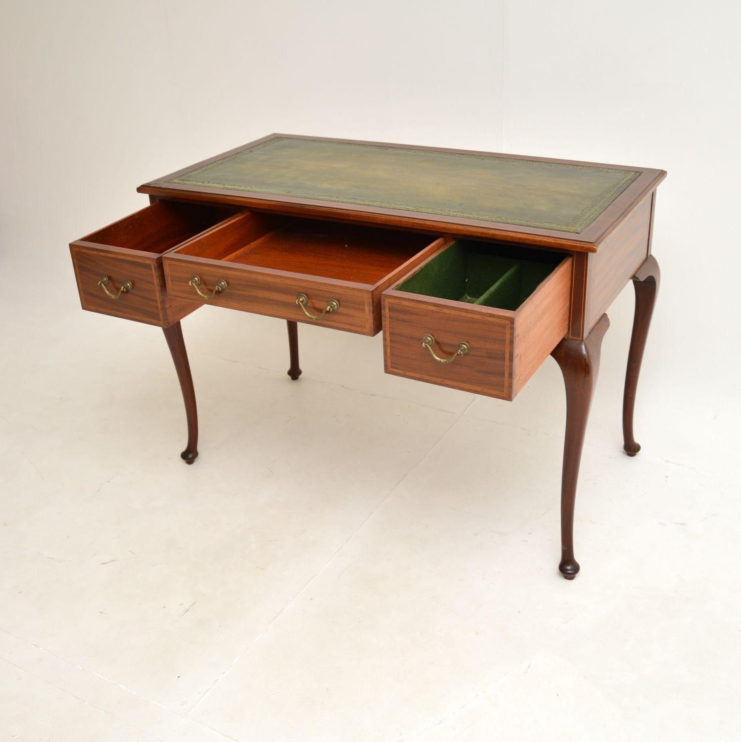 Early 20th Century Antique Edwardian Inlaid Desk by Maple & Co For Sale