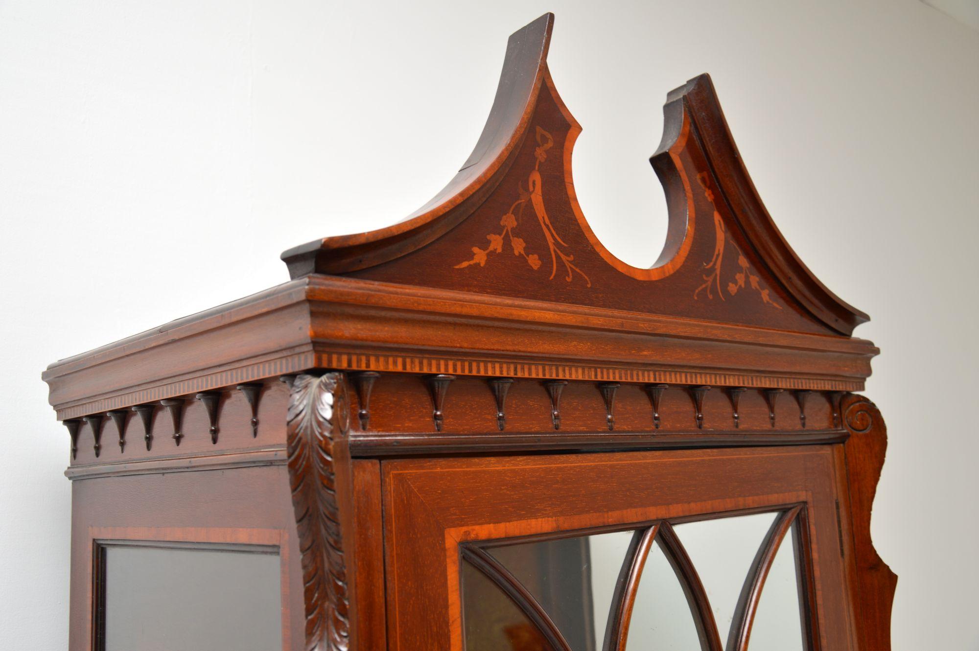 English Antique Edwardian Inlaid Display Cabinet