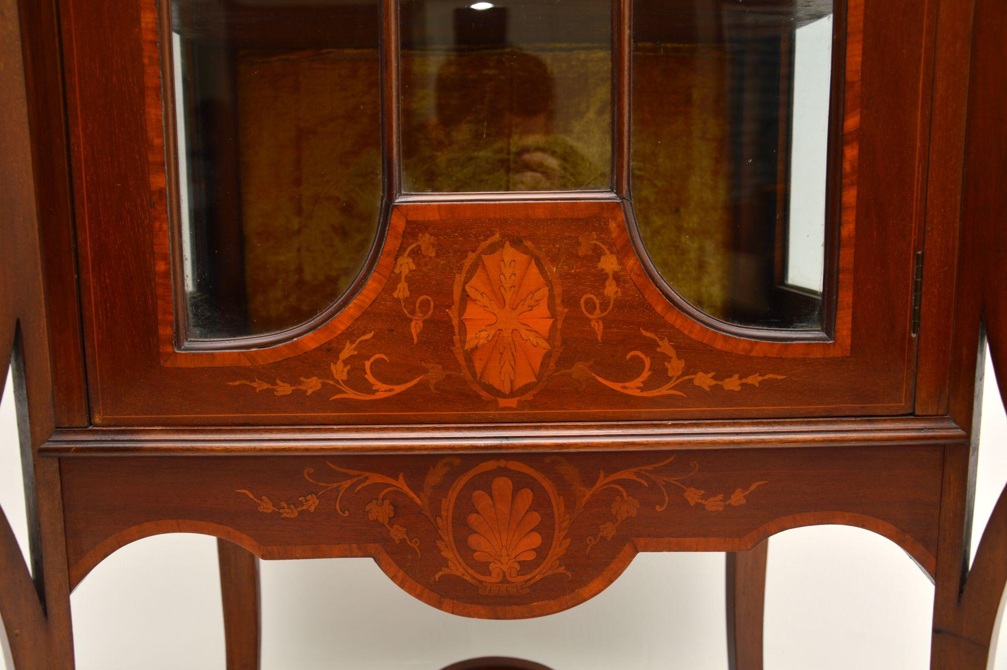 Antique Edwardian Inlaid Display Cabinet In Good Condition In London, GB