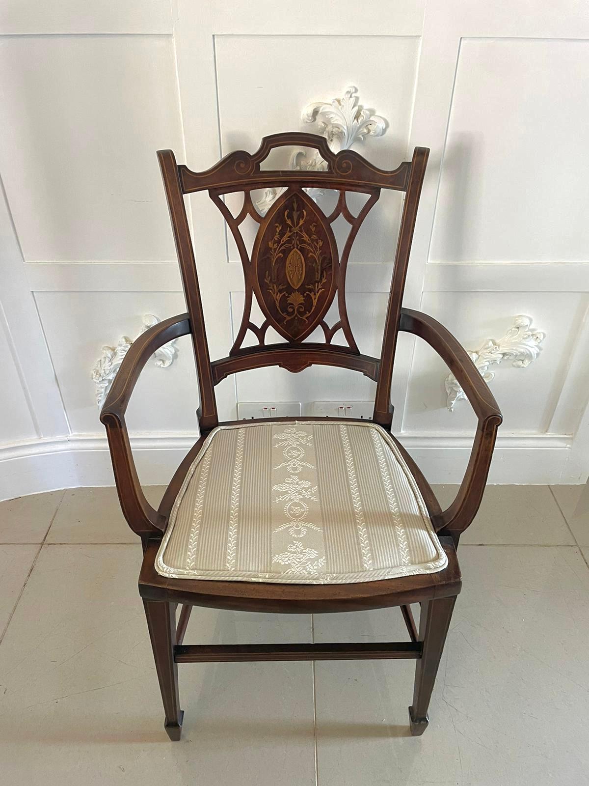 Antiker edwardianischer Mahagoni-Sessel mit Intarsien im Angebot 9