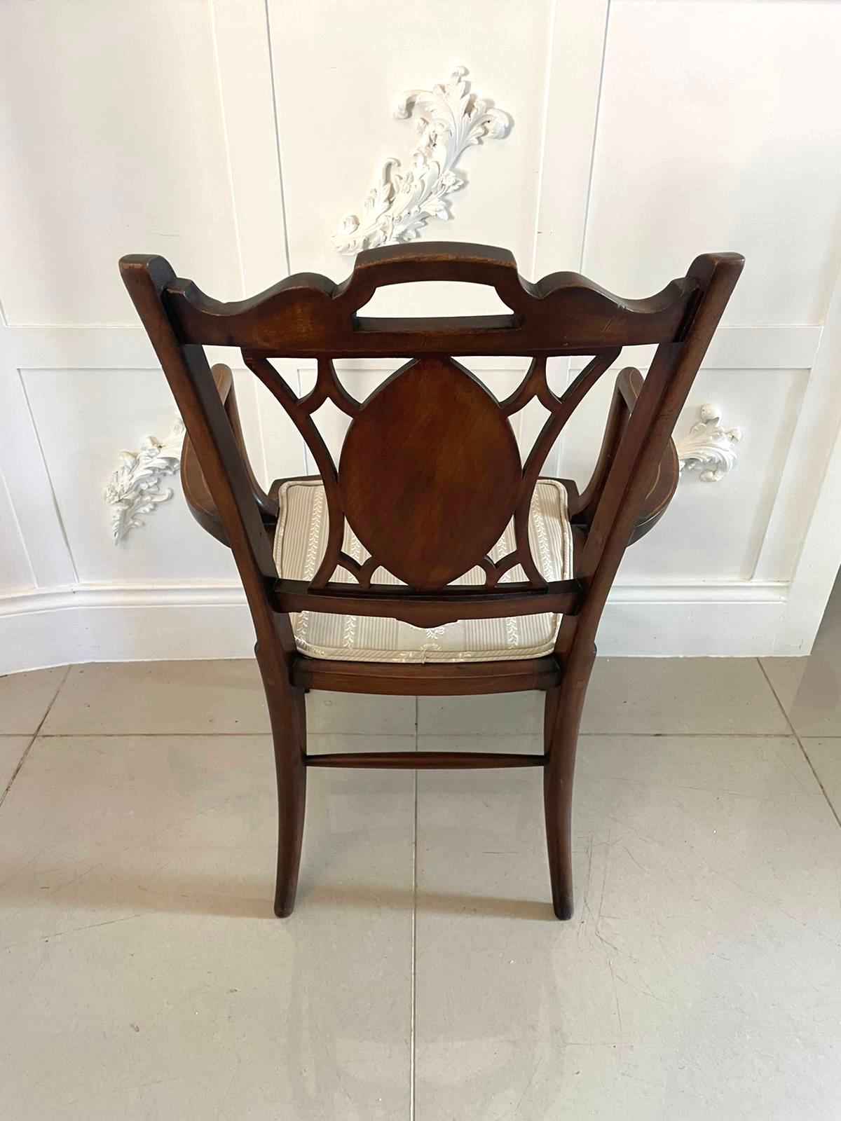 Antiker edwardianischer Mahagoni-Sessel mit Intarsien im Zustand „Gut“ im Angebot in Suffolk, GB