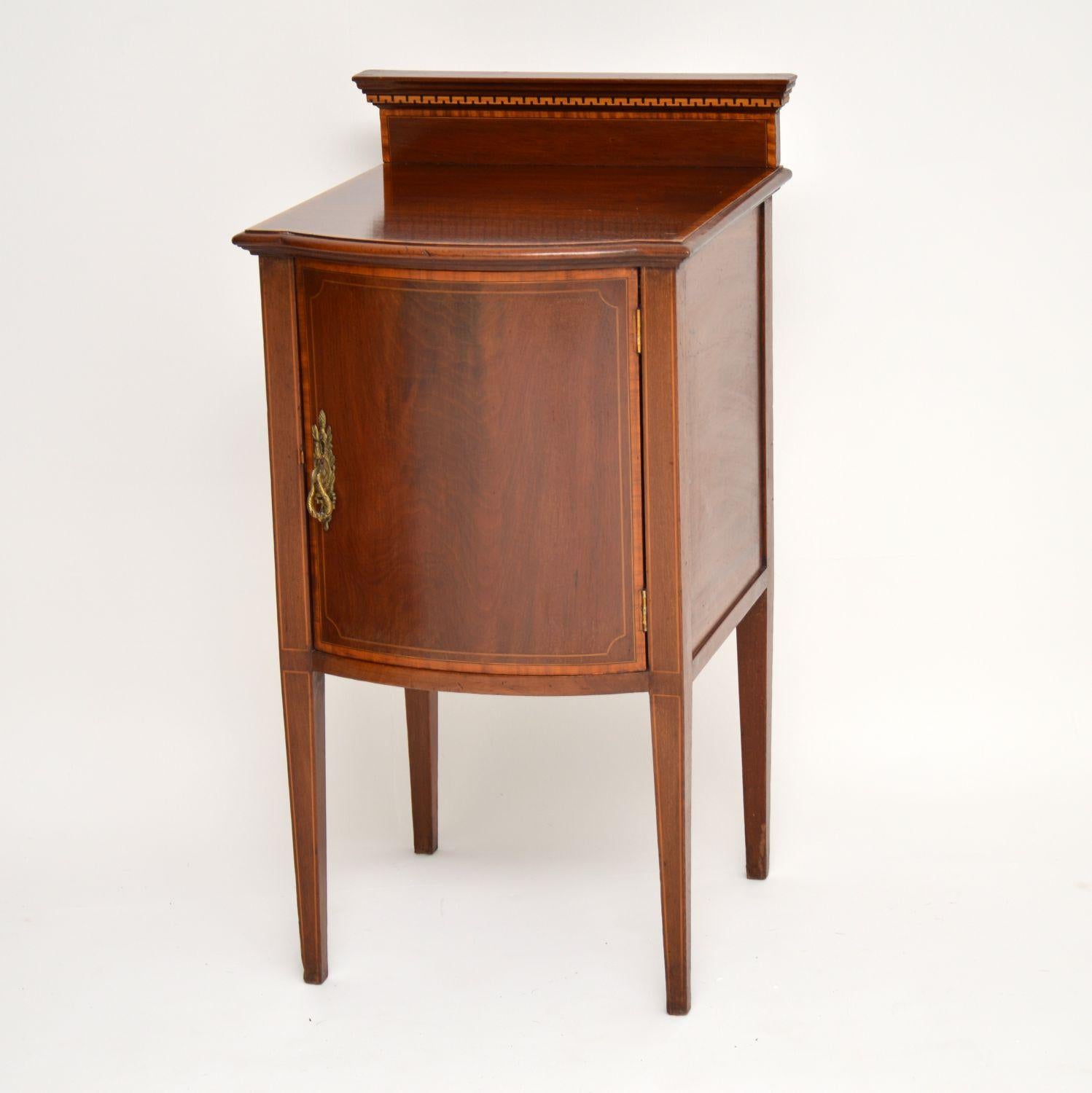 Antique Edwardian Inlaid Mahogany Bedside Cabinet In Good Condition In London, GB