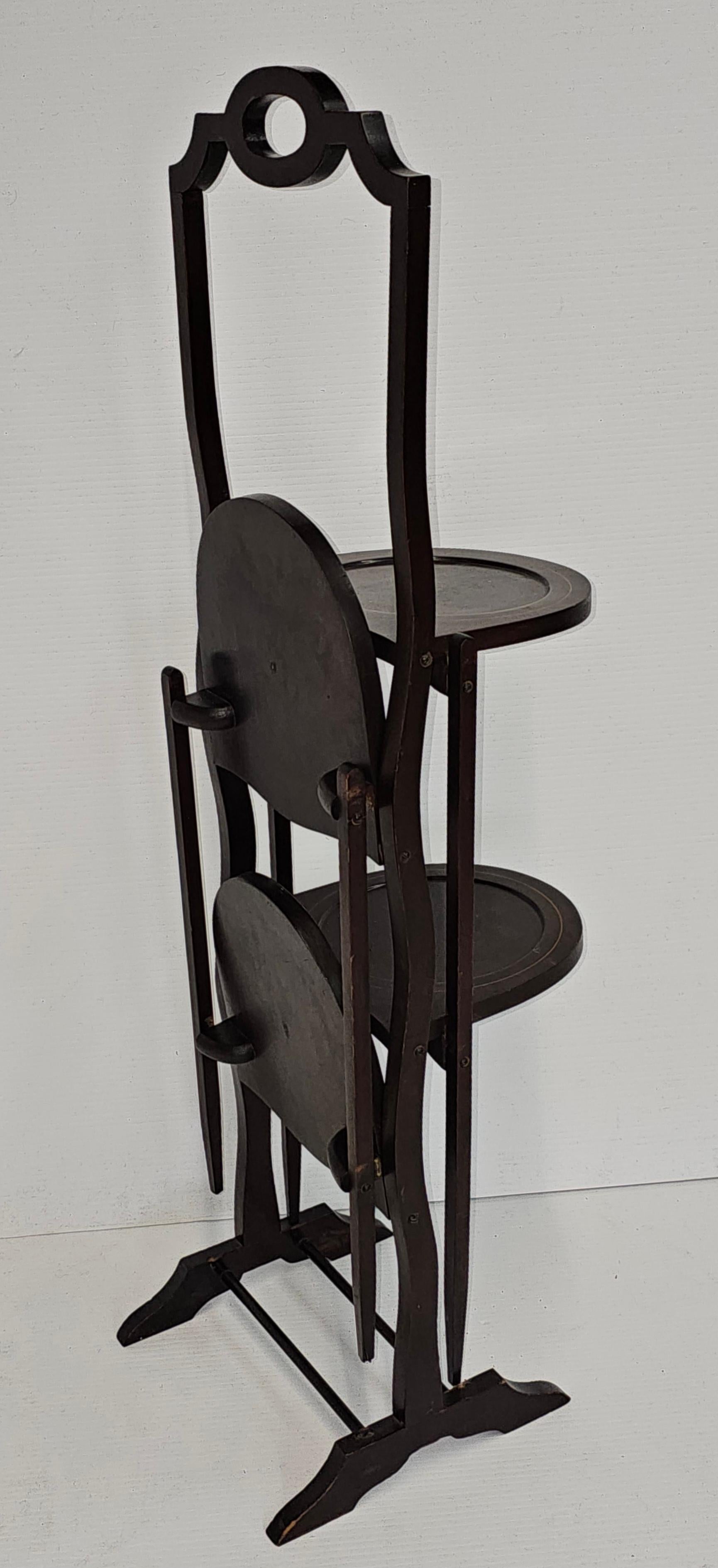 Antique Edwardian Inlaid Mahogany Folding Muffin Cake Stand, circa 1880-1890 For Sale 4