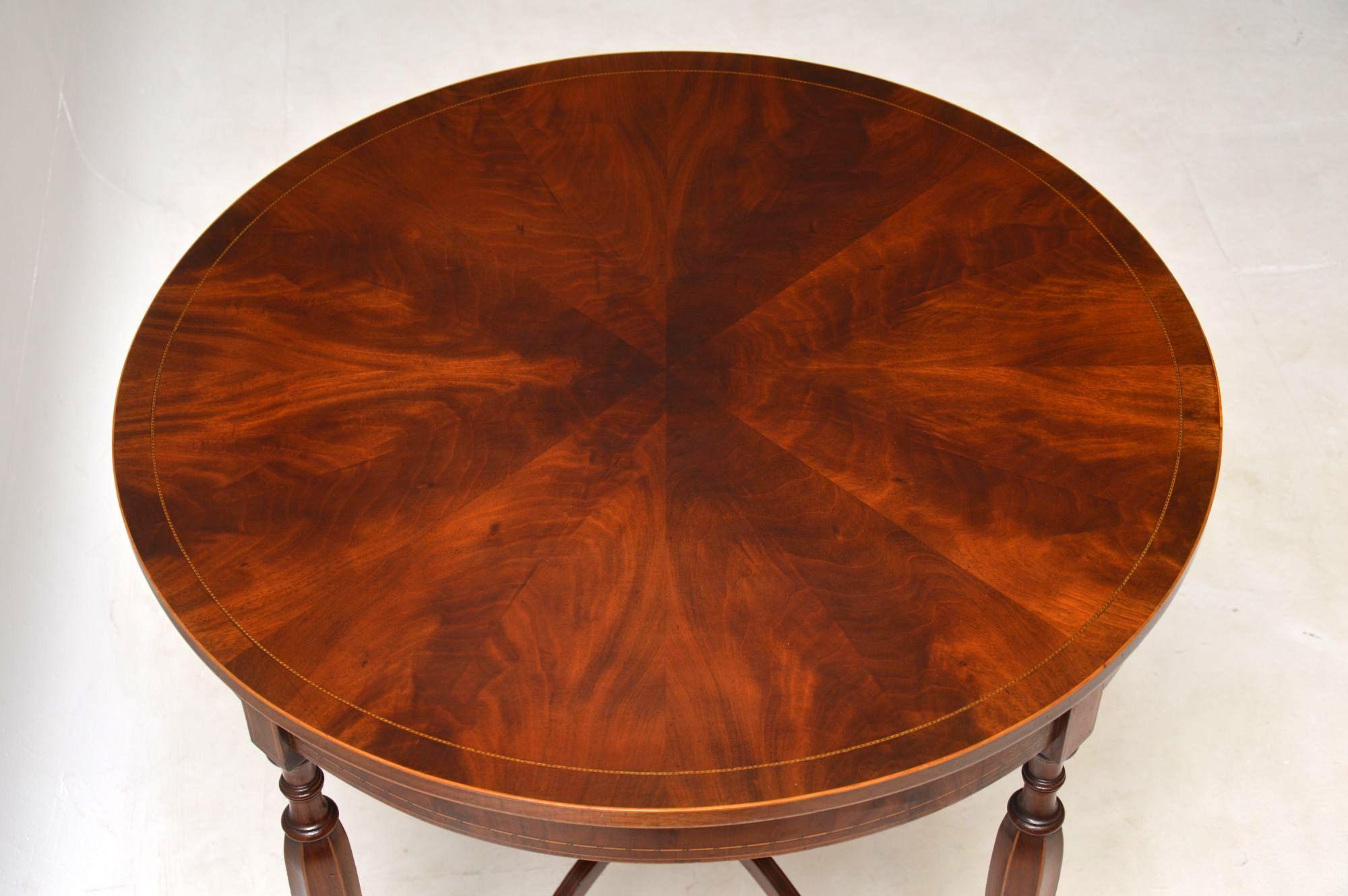 Antique Edwardian Inlaid Mahogany Occasional Table In Good Condition In London, GB
