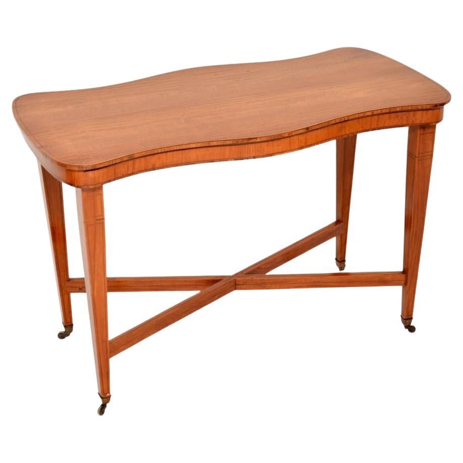 Antiker Edwardianischer Tisch mit Intarsien aus Satinholz im Angebot