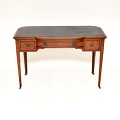 Ancien bureau / écritoire en noyer incrusté de style édouardien