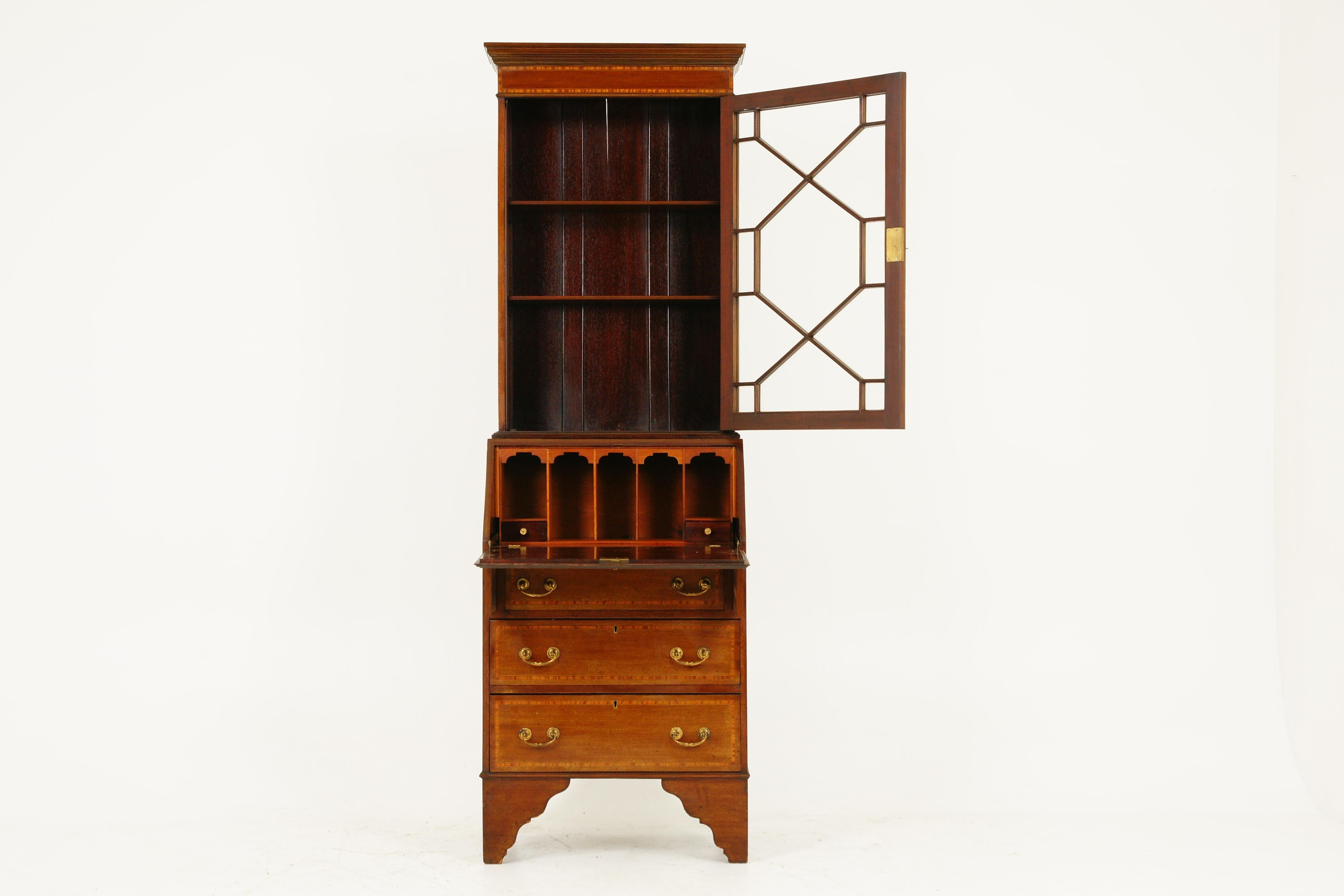 Antique Edwardian inlaid walnut secrétaire bookcase bureau, Scotland 1900, B1636

$1650

Scotland, 1900
Solid walnut and veneer
Original finish
Moulded cornice above
Inlaid glass door with lock
Two adjustable shelves inside the desk with