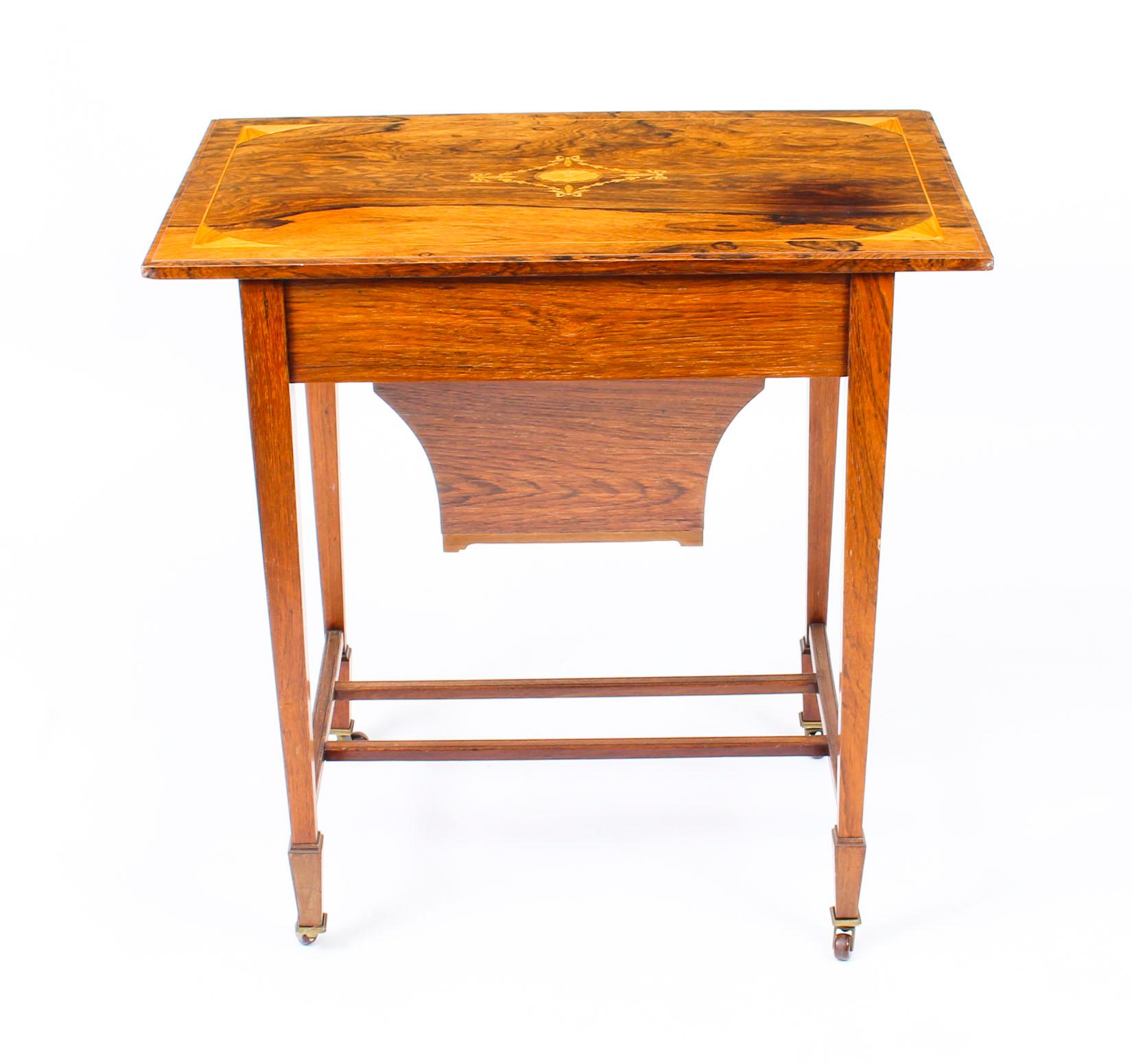 Ancienne table d'appoint édouardienne d'appoint en forme de boîte de travail incrustée, 19ème siècle en vente 3