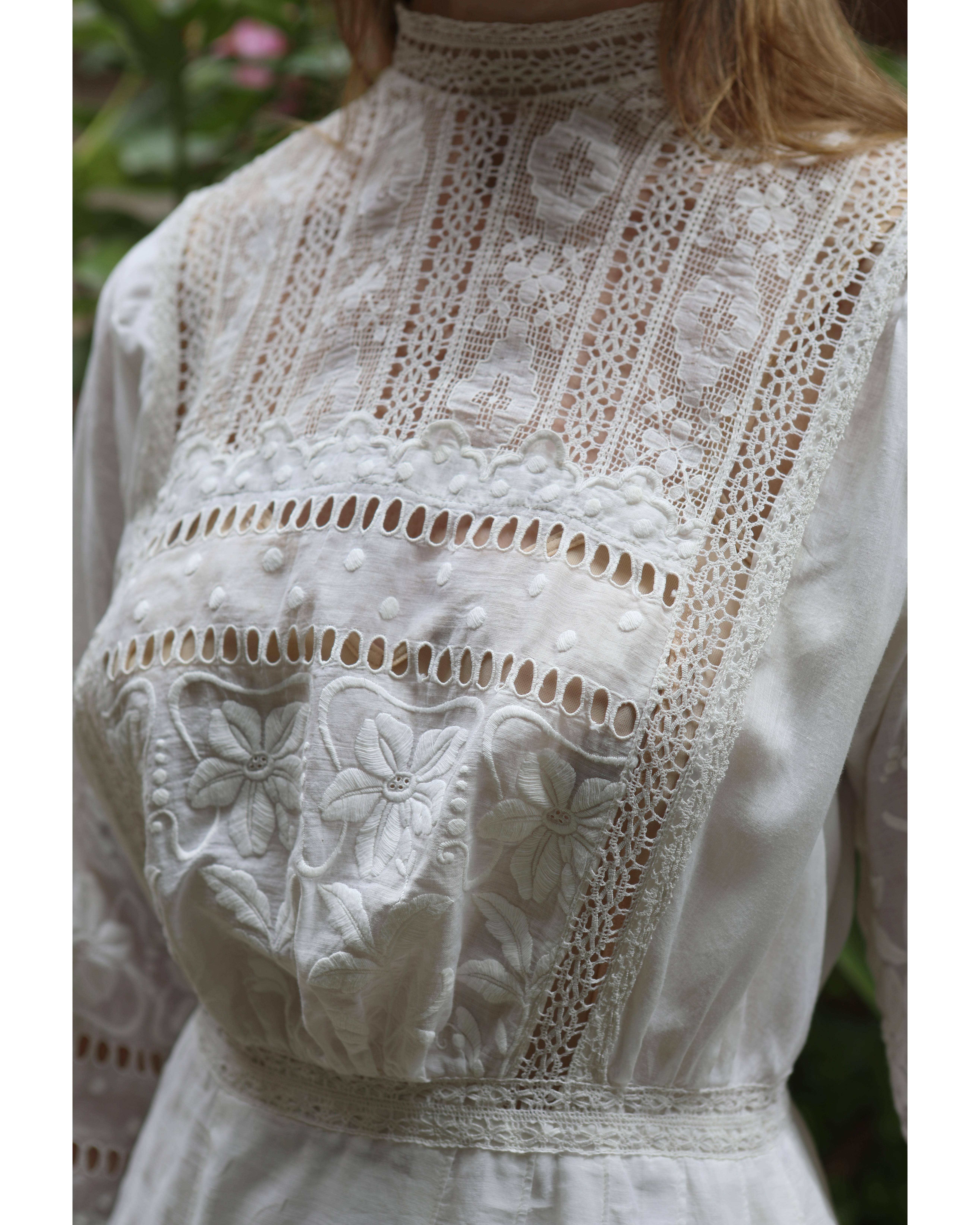 Antique Edwardian Ivory Embroidered Lace Lawn Dress With Underskirt For Sale 3