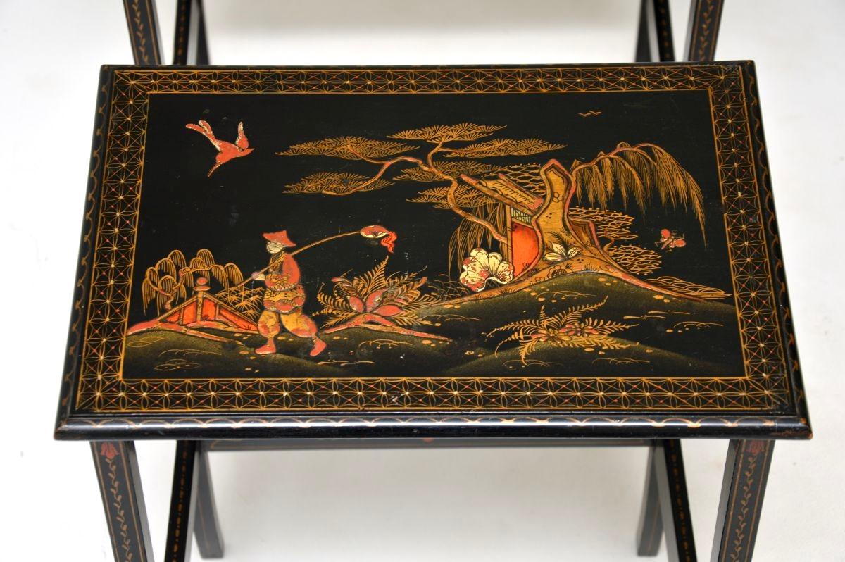 Antique Edwardian Lacquered Chinoiserie Nest of Tables For Sale 2
