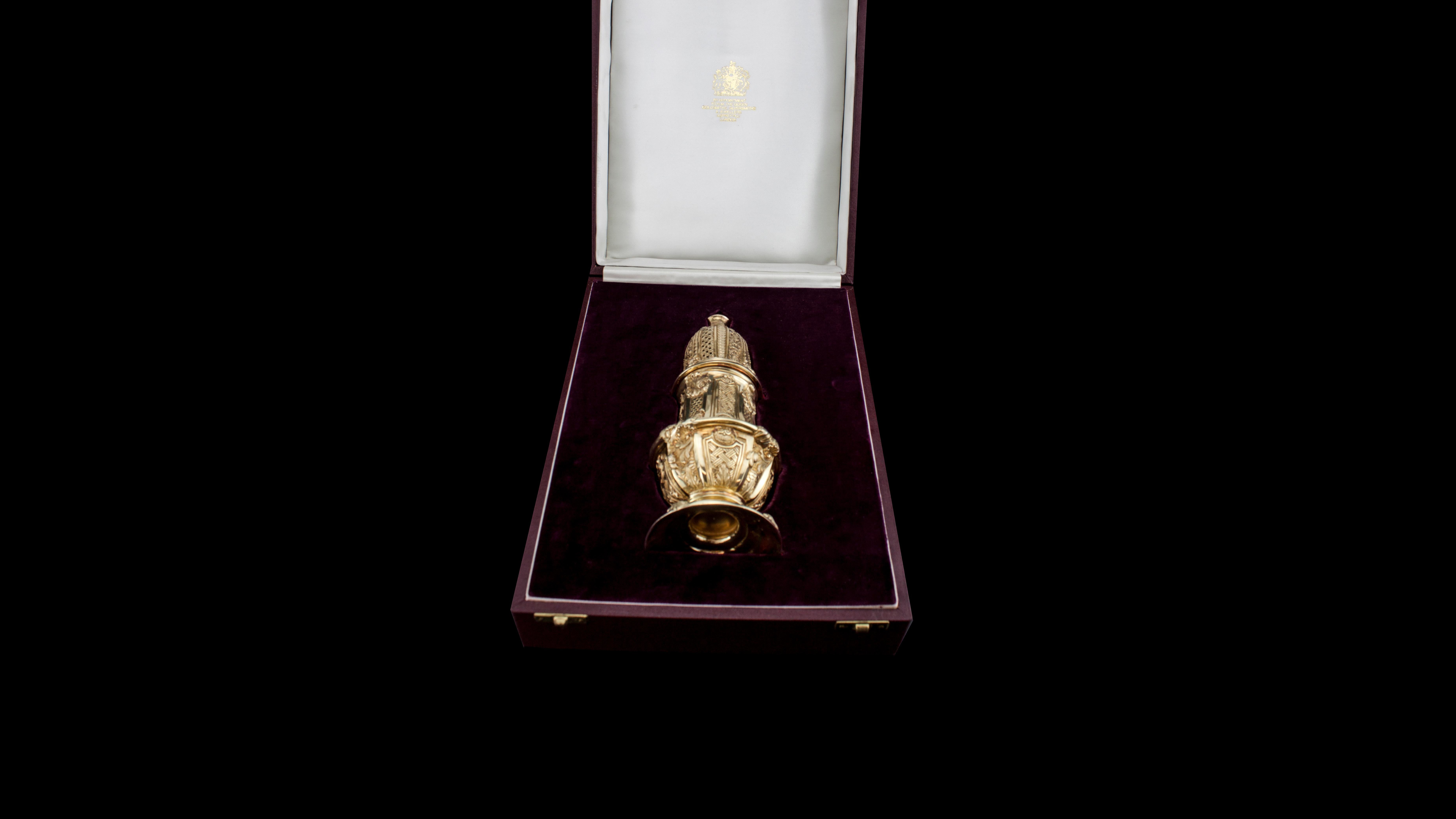 Antique Edwardian large sugar caster
Made in England, London, 1904
Maker: Wakely & Wheeler (James Wakely & Frank Clarke Wheeler)
Retailed By Asprey PLC London, by Appointment to H.M The Queen Goldsmiths, Silversmiths & Jewellers
Fully