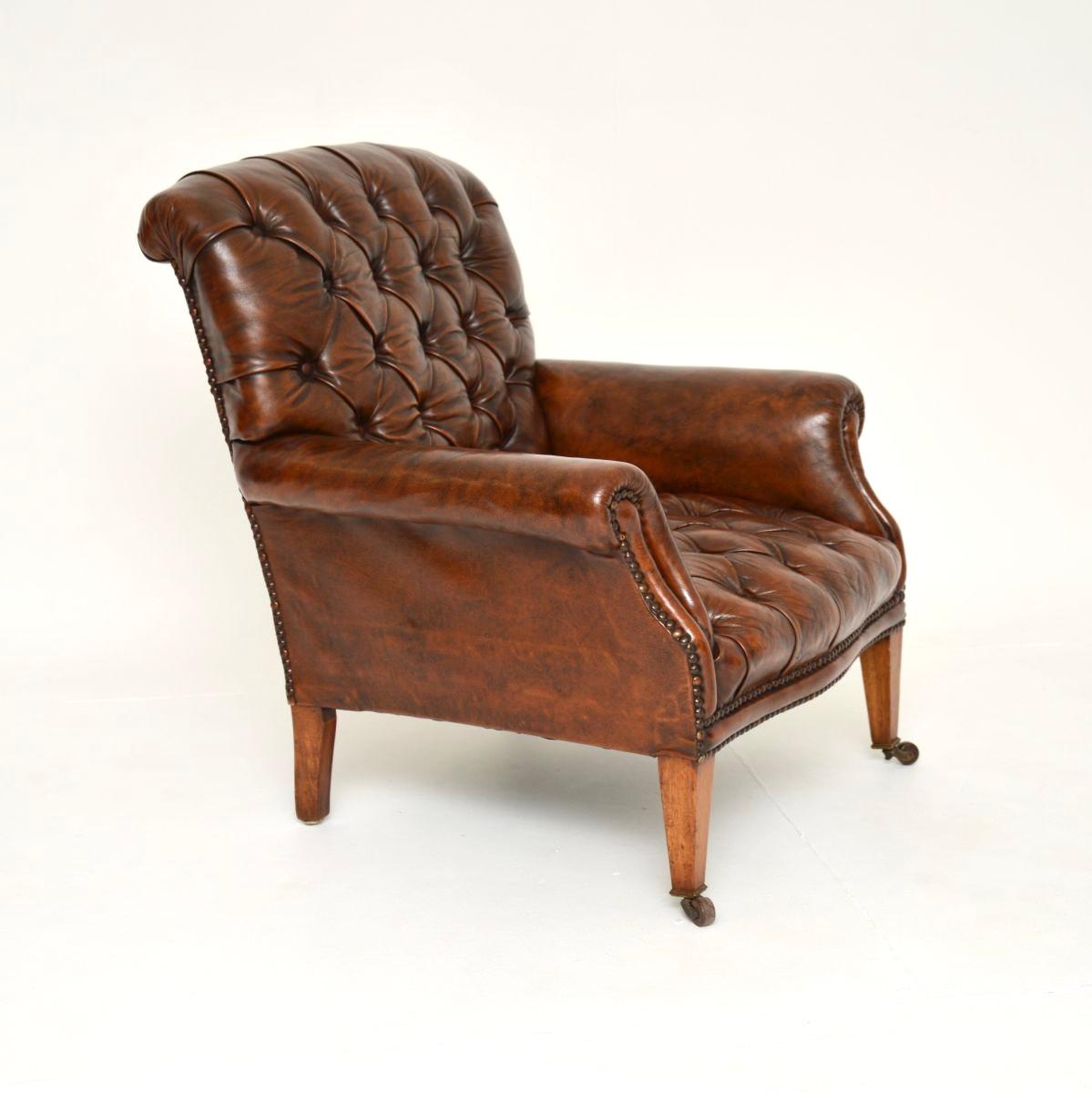 Sillón de cuero eduardiano antiguo Eduardiano en venta