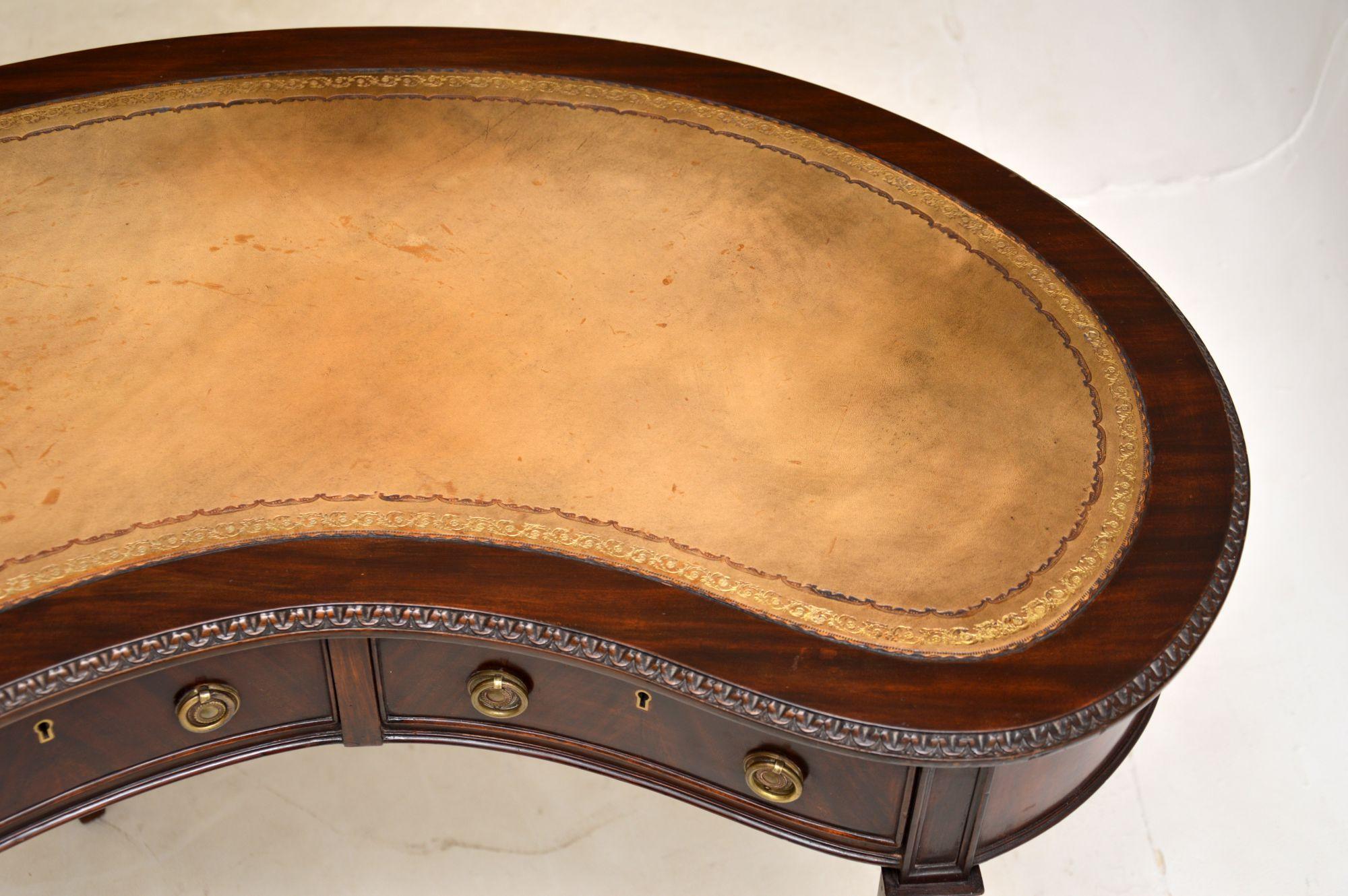 Early 20th Century Antique Edwardian Leather Top Kidney Desk