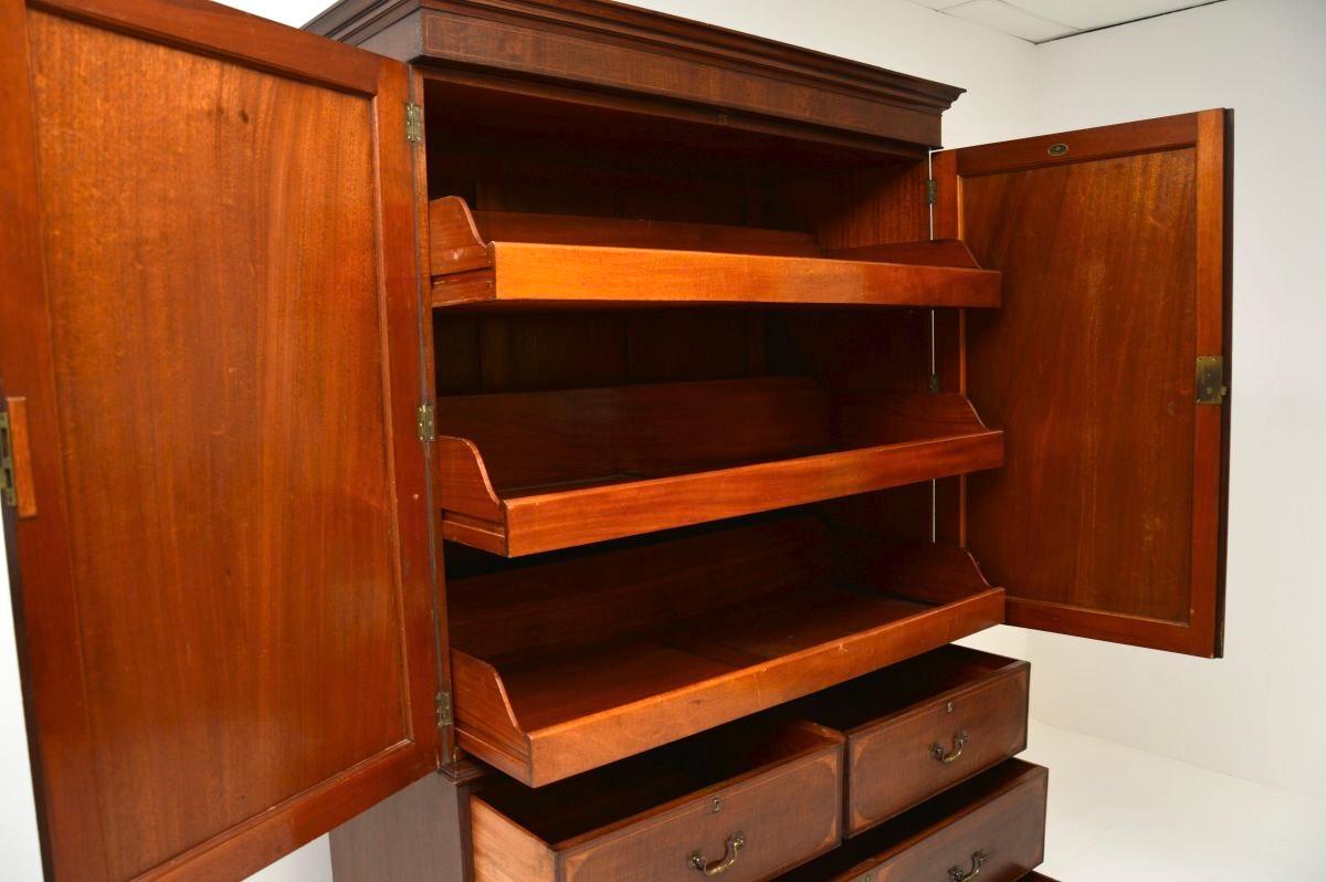 Antique Edwardian Linen Press by Maple and Co In Good Condition For Sale In London, GB
