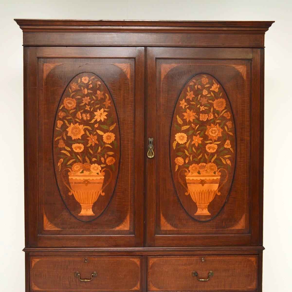 Antique Edwardian Linen Press by Maple and Co For Sale 1