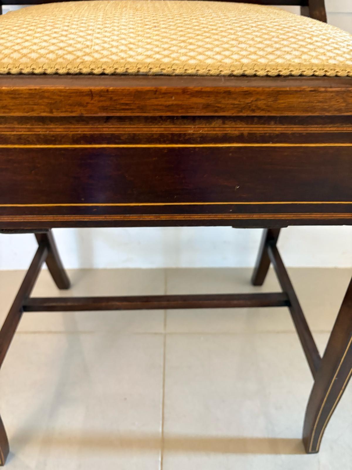 Intarsio Antico sgabello per pianoforte intarsiato in mogano edoardiano in vendita