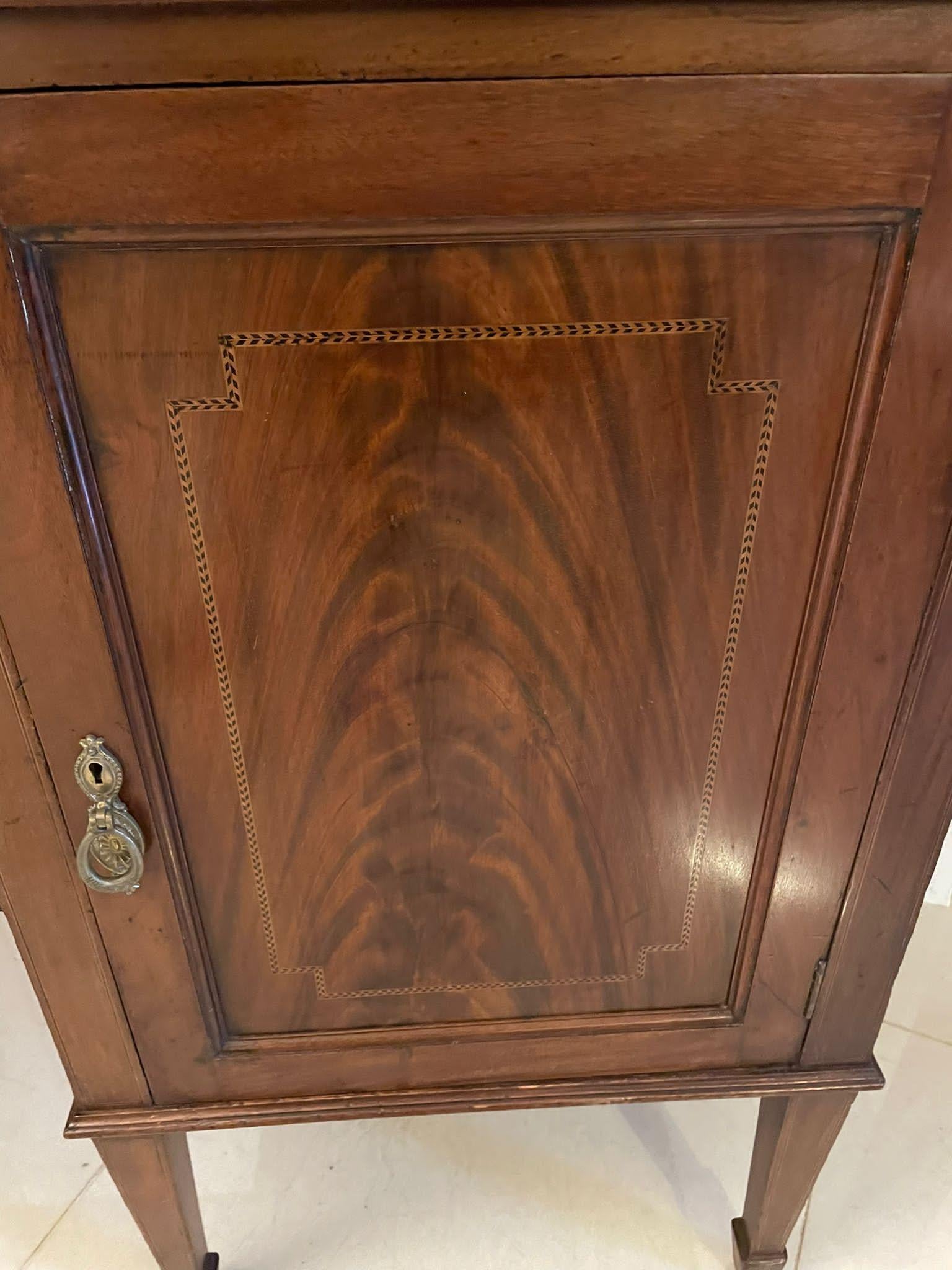Antique Edwardian Mahogany Inlaid Sideboard by Hamptons and Sons In Good Condition For Sale In Suffolk, GB