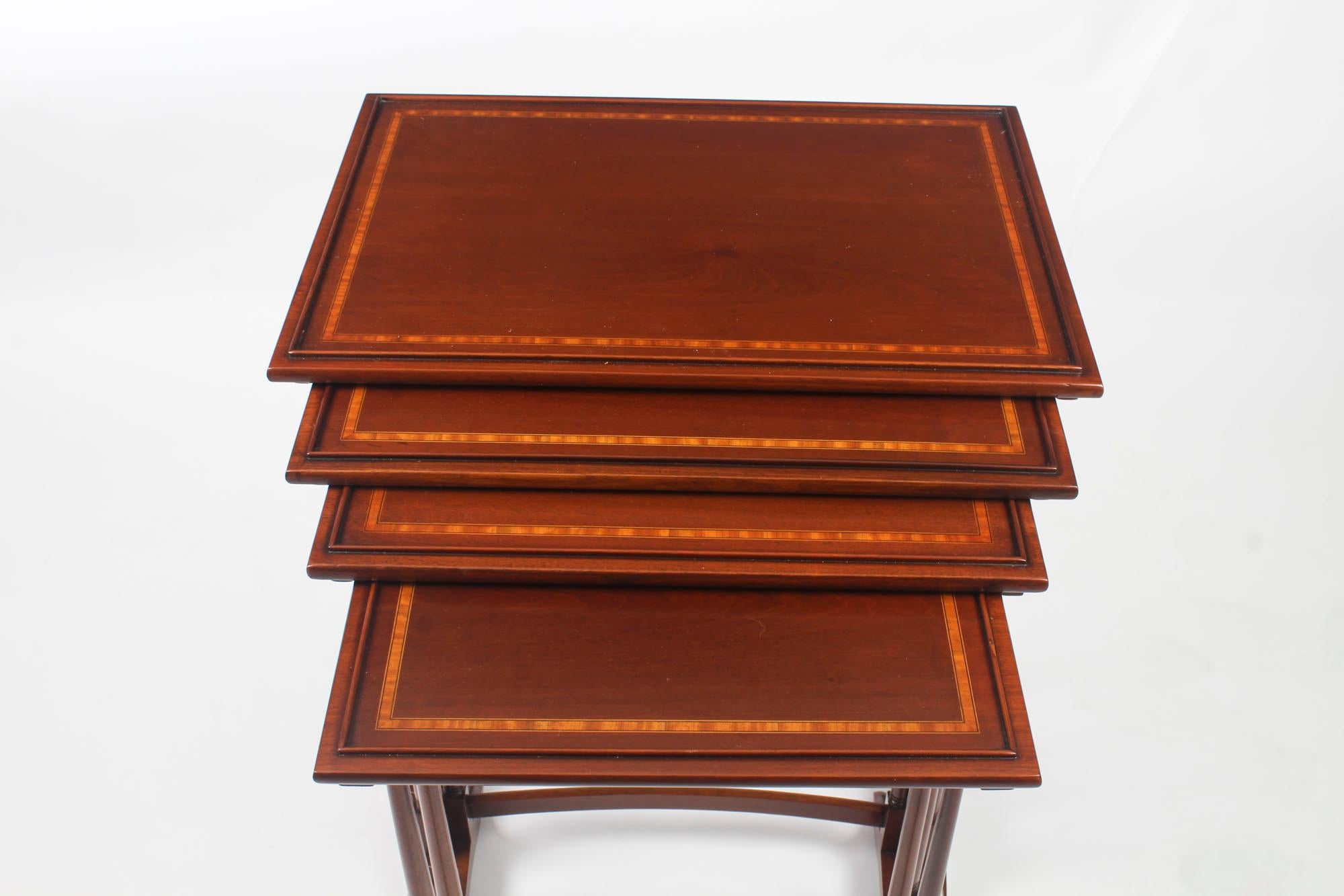 Antique Edwardian Mahogany Quartetto Nest of Four Tables, 19th Century In Excellent Condition In London, GB