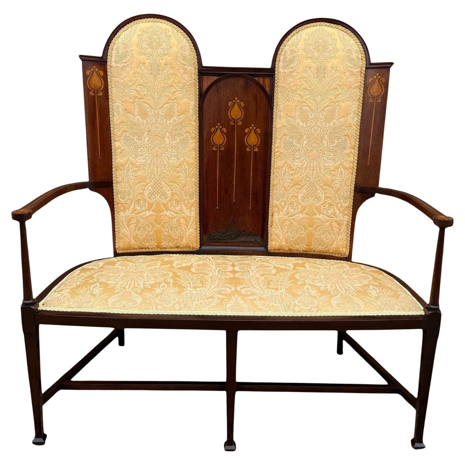 Canapé Art Nouveau édouardien en acajou et marqueterie de bois satiné