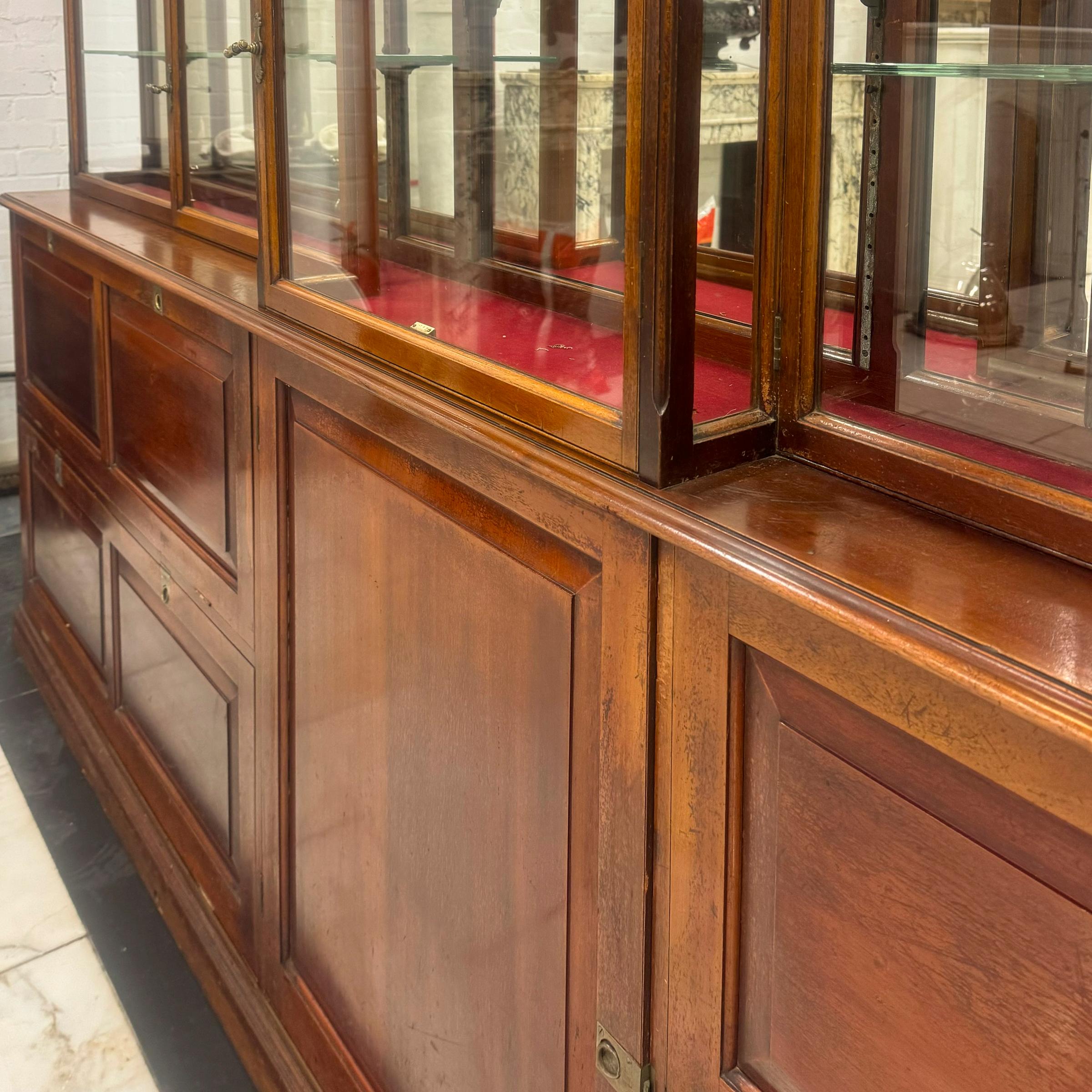 Antigua vitrina de tienda eduardiana con espejo en venta 1