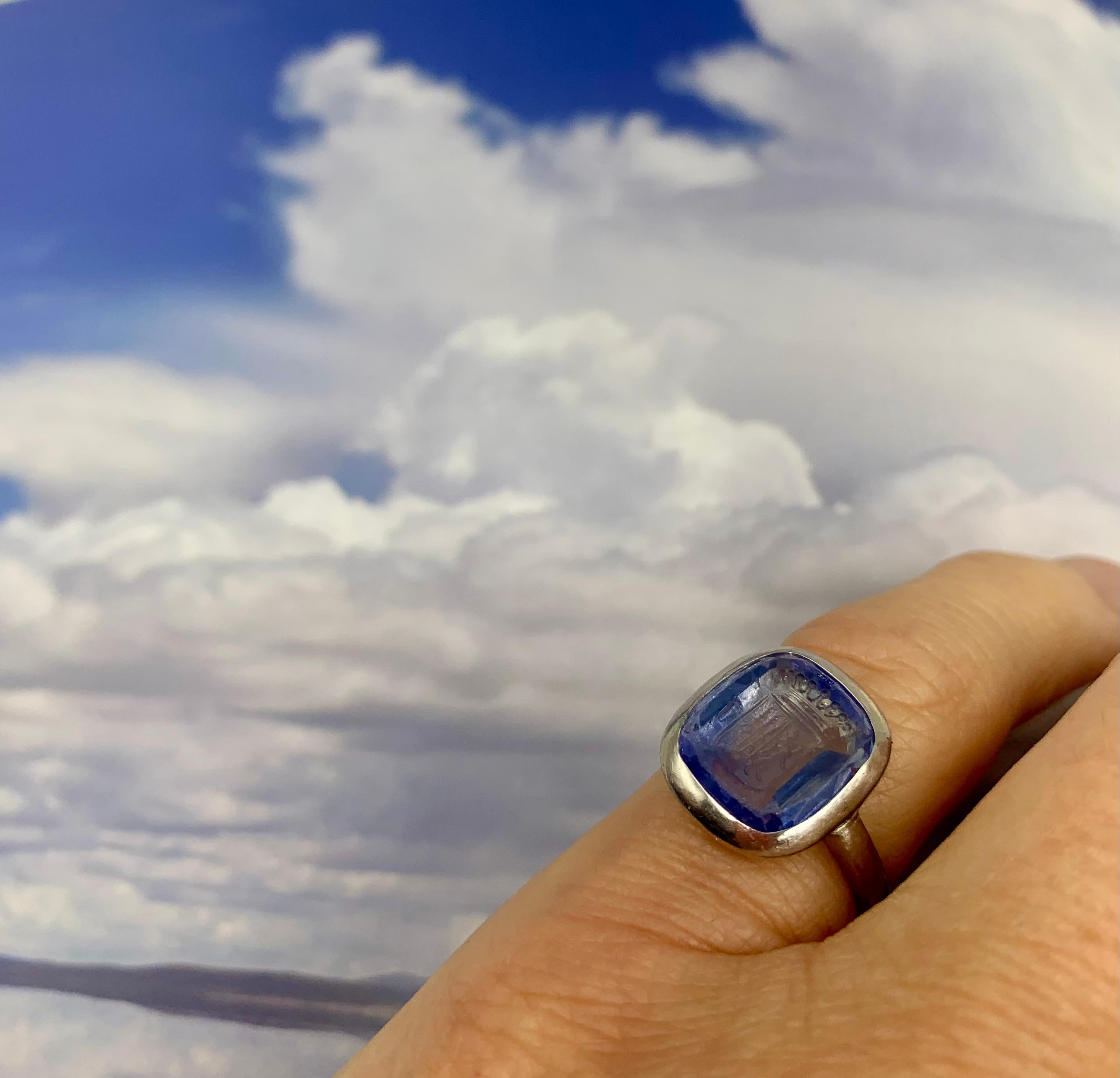Mixed Cut Antique Edwardian Natural Sapphire Intaglio Crest Platinum Signet Ring